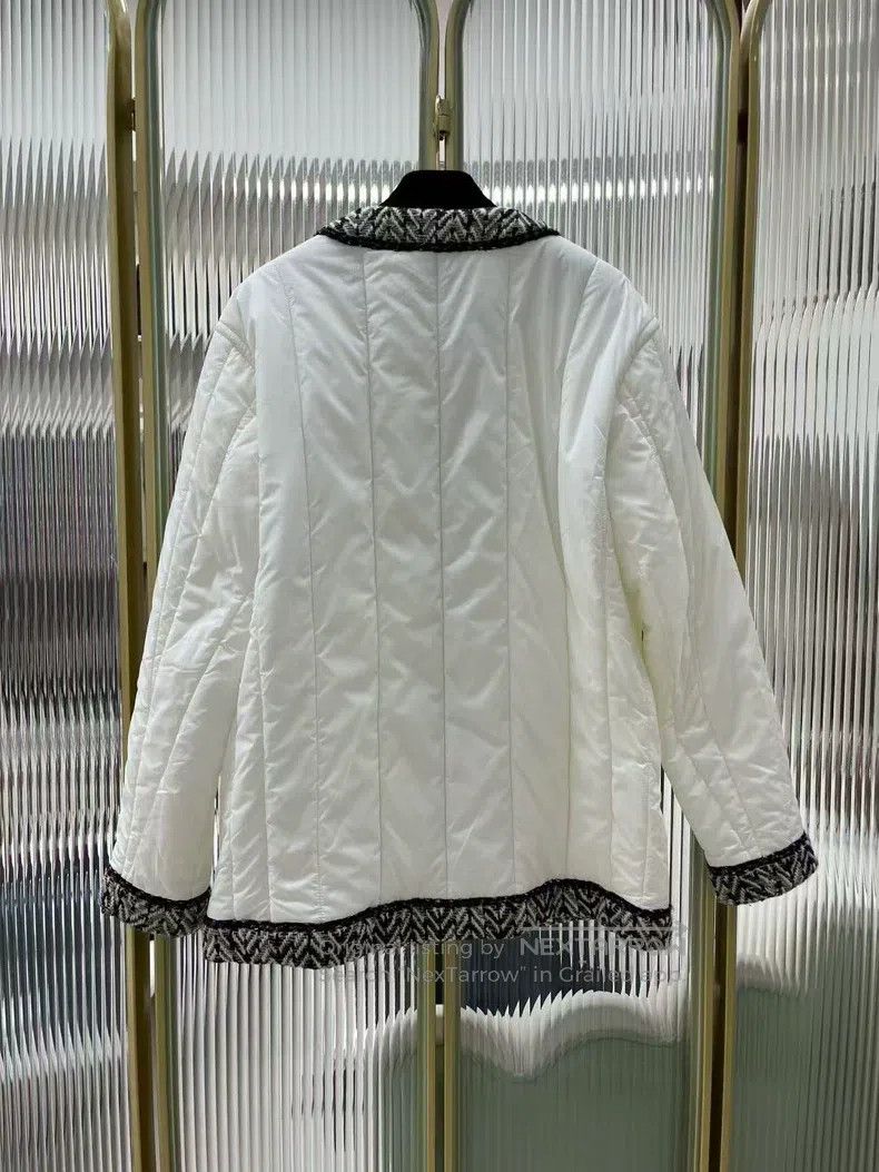 Chanel Chanel 18k popular white cotton coat Size XS / US 0-2 / IT 36-38 - 4 Thumbnail