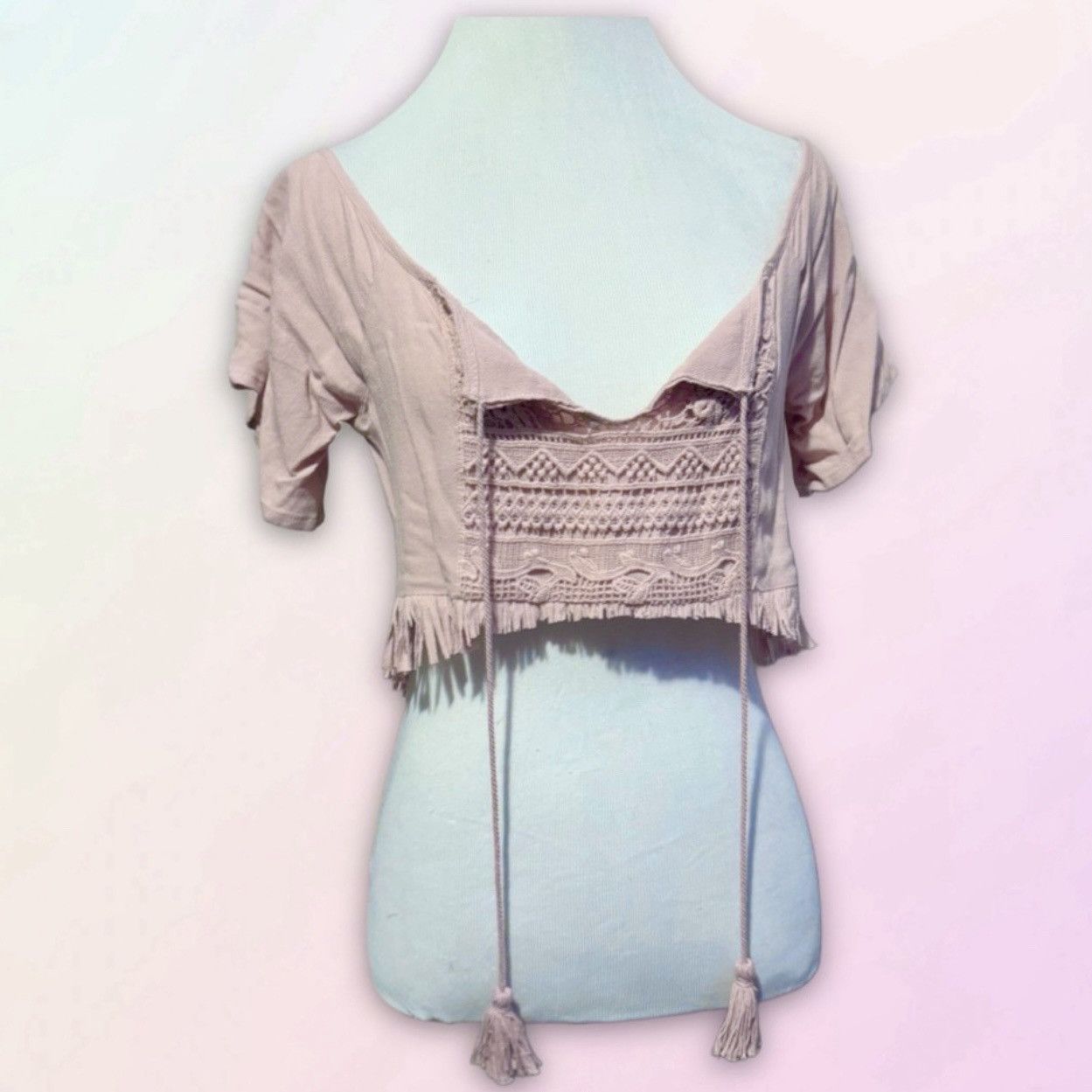 Vintage Vintage, Rose Blush, Peasant Style, Fringed Hem, Crop Top Size ONE SIZE - 2 Thumbnail