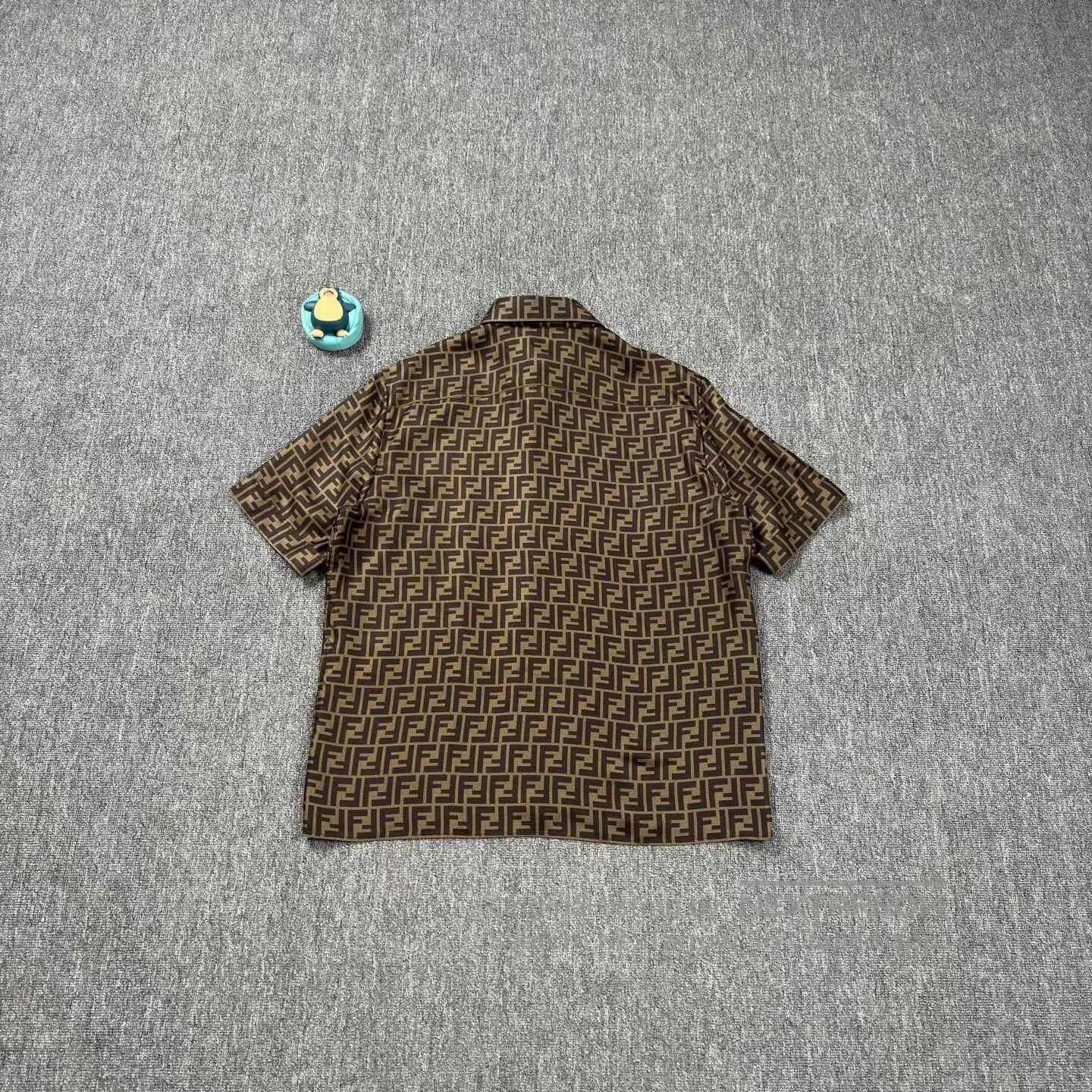 Fendi Fendi FF Print Short Sleeve Shirt. Size US XXS / EU 40 - 2 Thumbnail