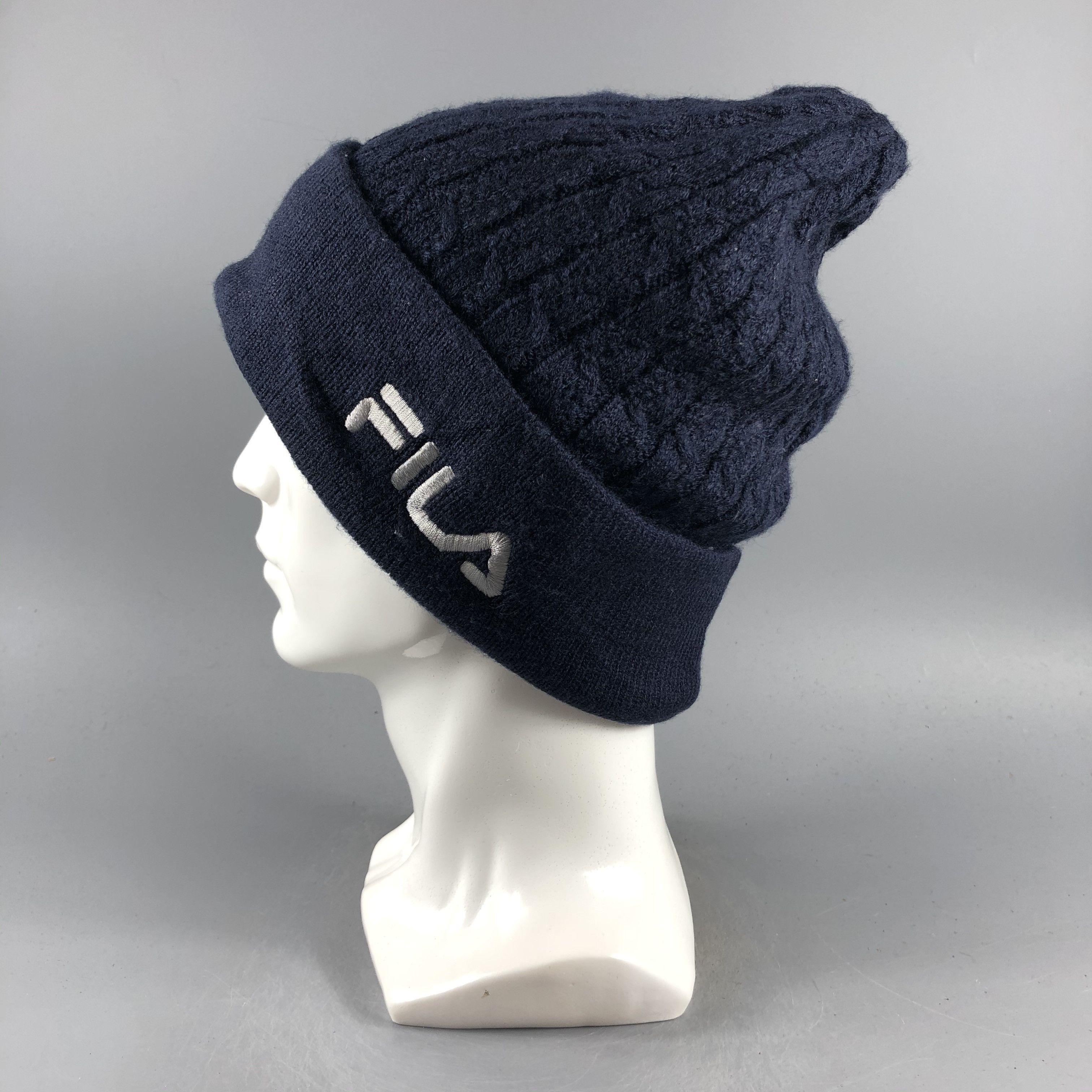 Fila × Vintage Fila x Thinsulate Beanie Snow Hat Snow Cap -D492 Size ONE SIZE - 1 Thumbnail