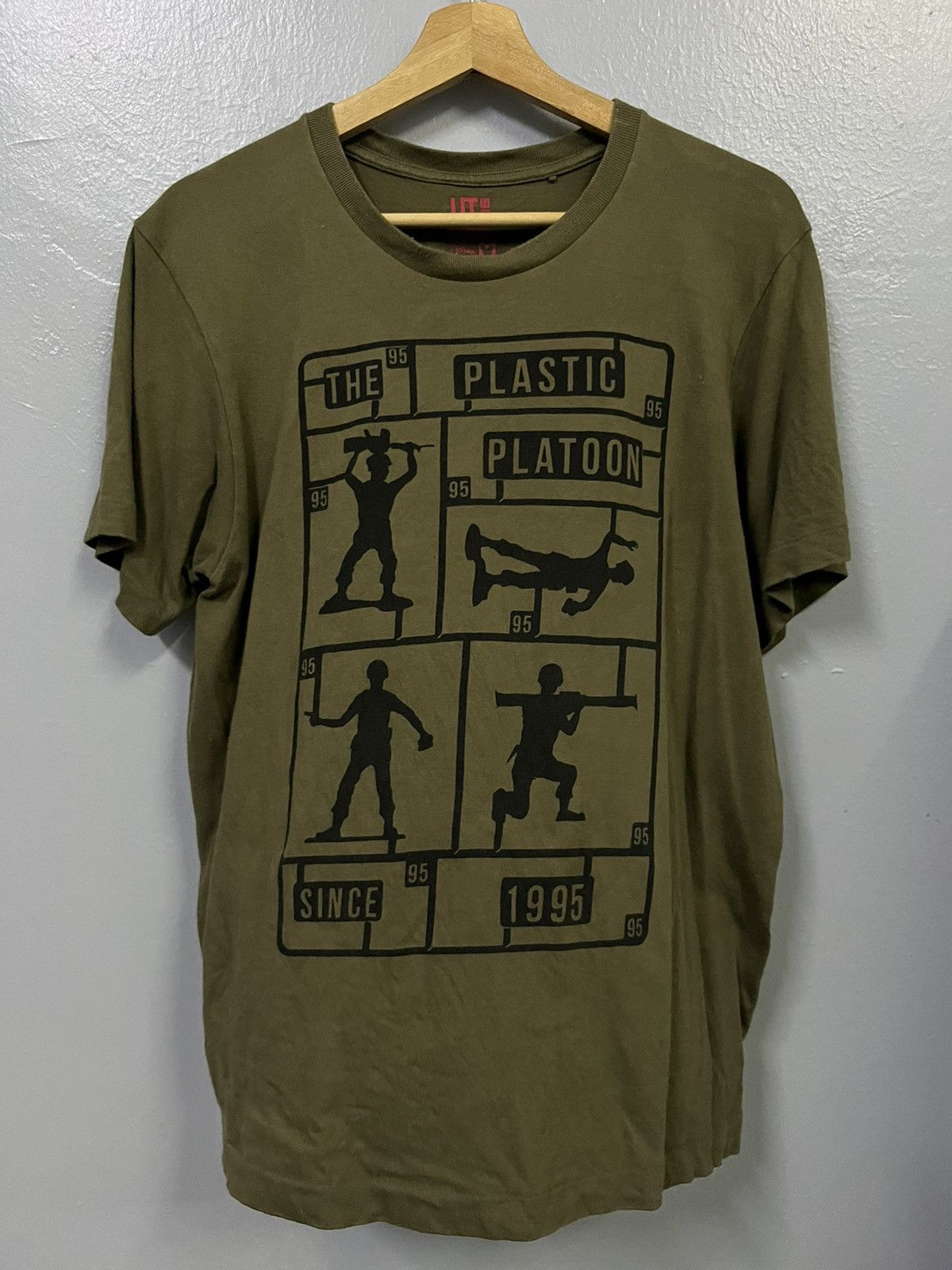 Uniqlo × Vintage Uniqlo x disney tee Size US L / EU 52-54 / 3 - 1 Thumbnail