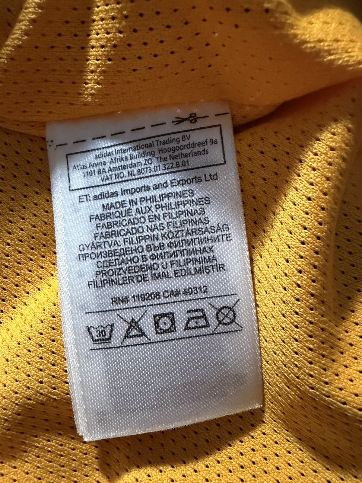 Adidas Lakers Warm Up Jacket Worn Once Size Large Size US L / EU 52-54 / 3 - 5 Thumbnail