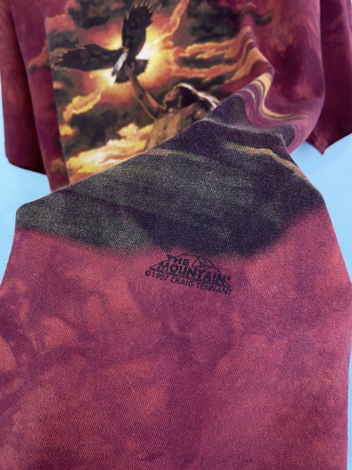 The Mountain 🇺🇸 Vintage 1997 Navajo Indian people Eagle the mountain tee Size US L / EU 52-54 / 3 - 6 Thumbnail