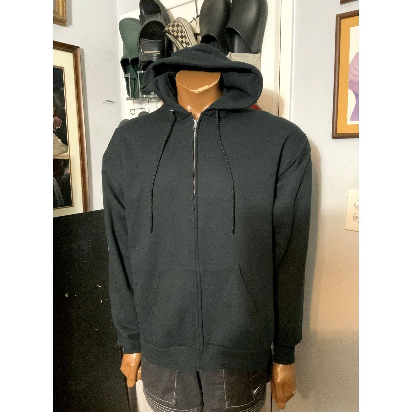 Port & Company VINTAGE Deidra & Laney Rob A Train Netflix Comedy Drama Crime Film Zip Hoodie Sz.M Men Black Full Zip Size M Size US M / EU 48-50 / 2 - 7 Thumbnail