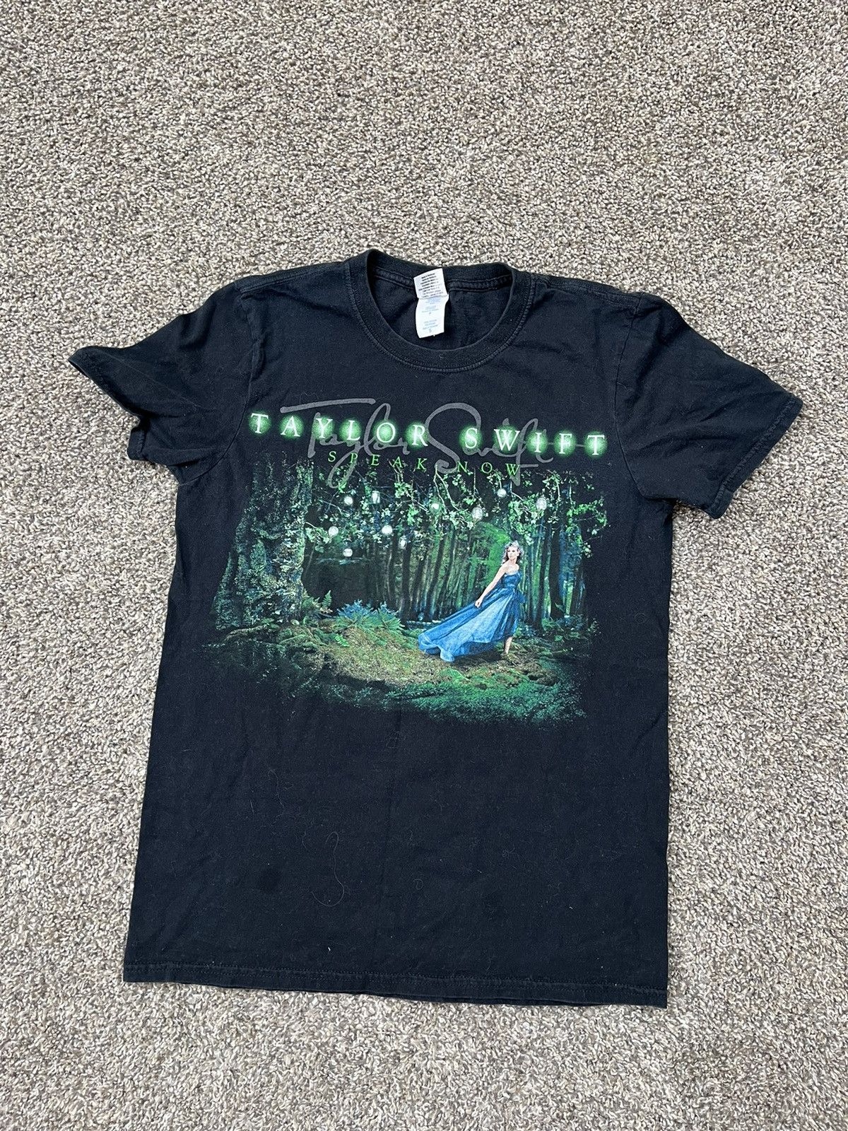 Vintage 00s Taylor Swift Speak Now Tour Tee Size Small Grail