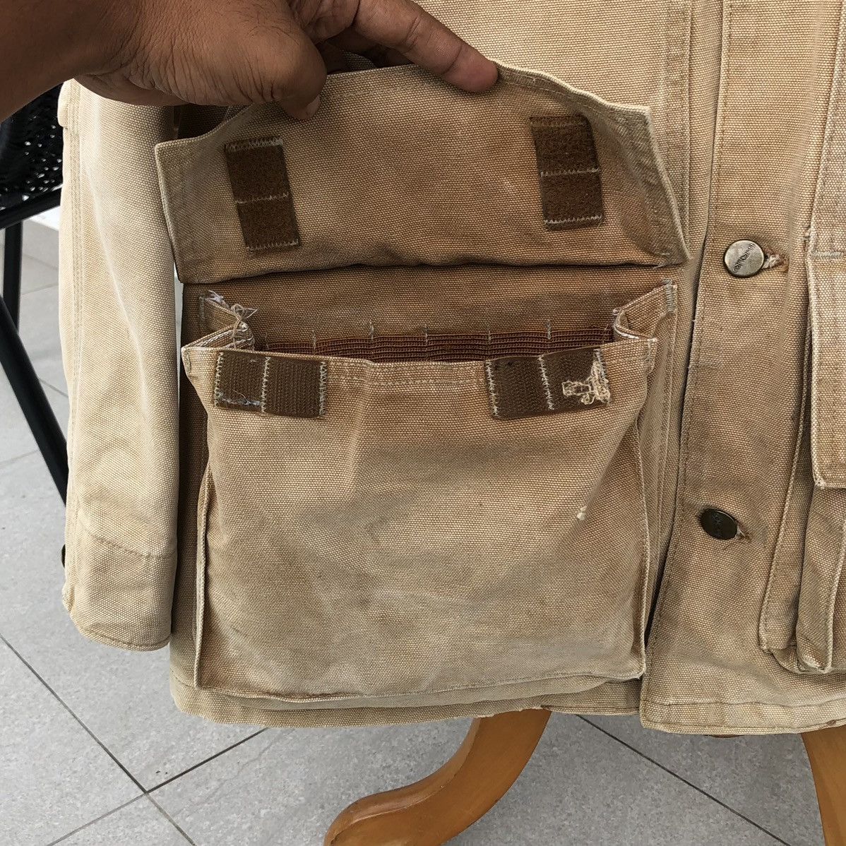 Carhartt VTG THRASHED Carhartt Canvas Hunting Jacket Pouch Corduroy Size US M / EU 48-50 / 2 - 13 Thumbnail