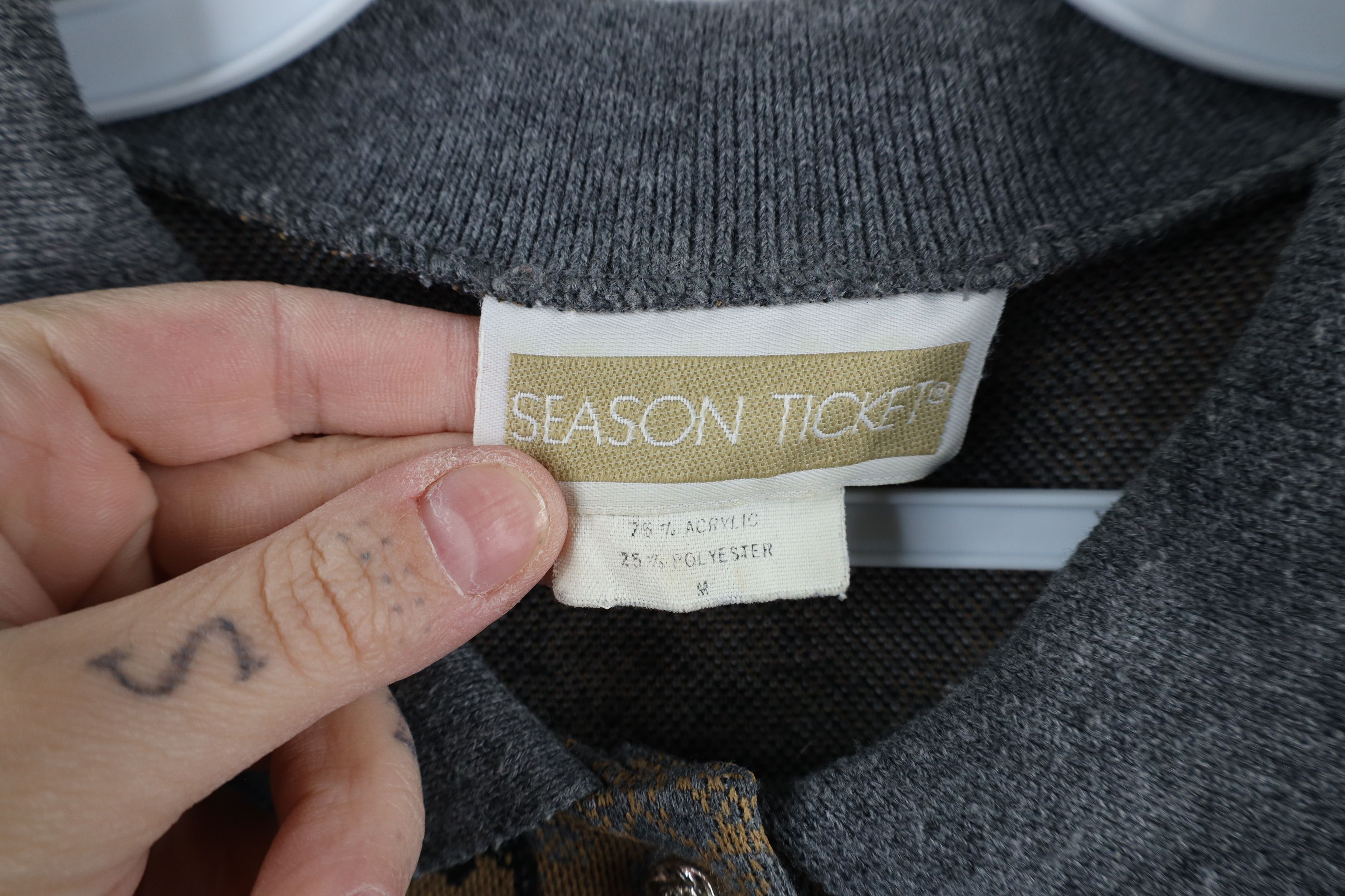 Vintage Vintage 90s Streetwear Tapestry Knit Collared Sweater USA Size M / US 6-8 / IT 42-44 - 4 Thumbnail