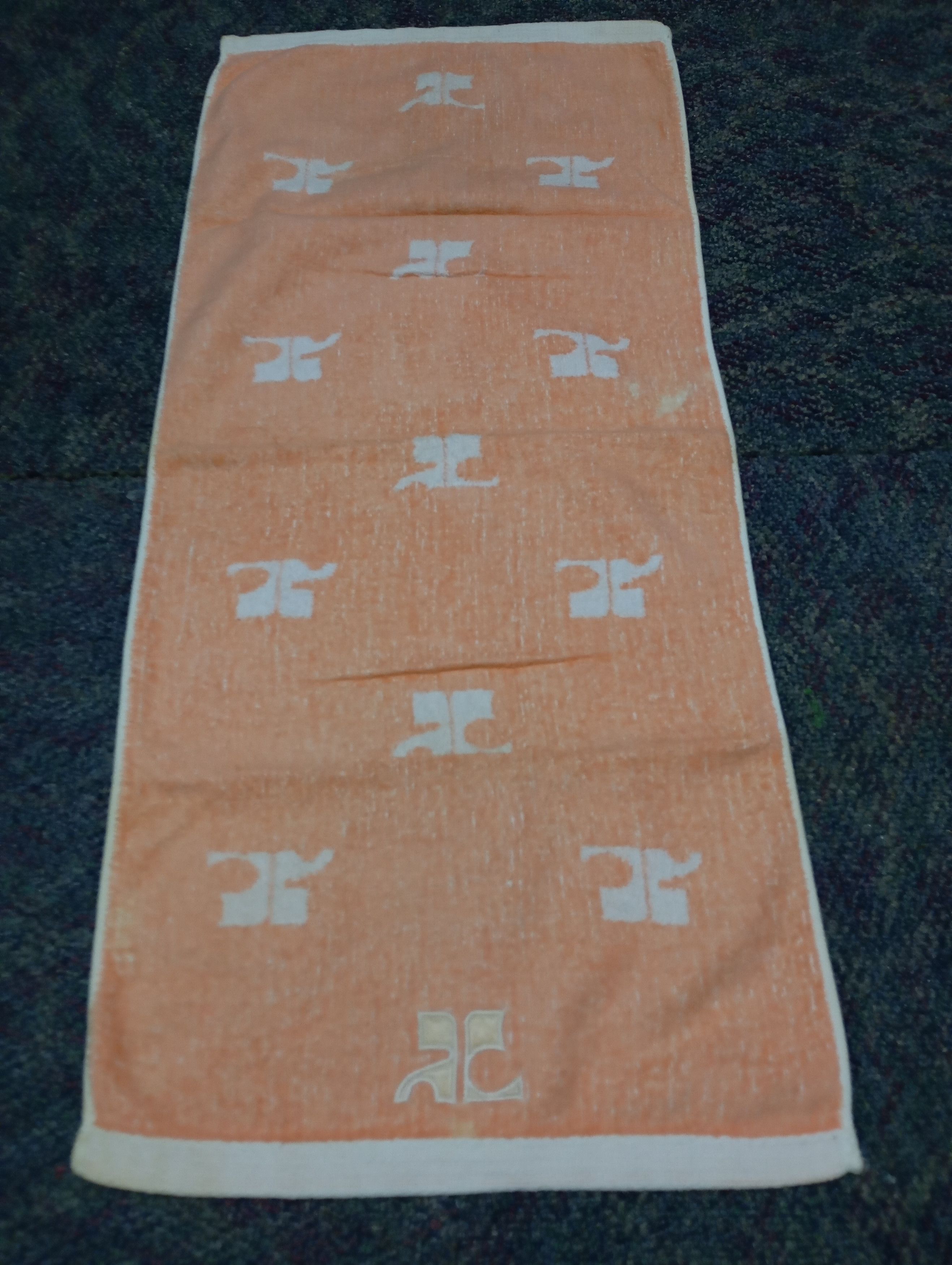 Courreges Courreges Hand Towel Handkerchief Pocketsquare Size ONE SIZE - 1 Thumbnail