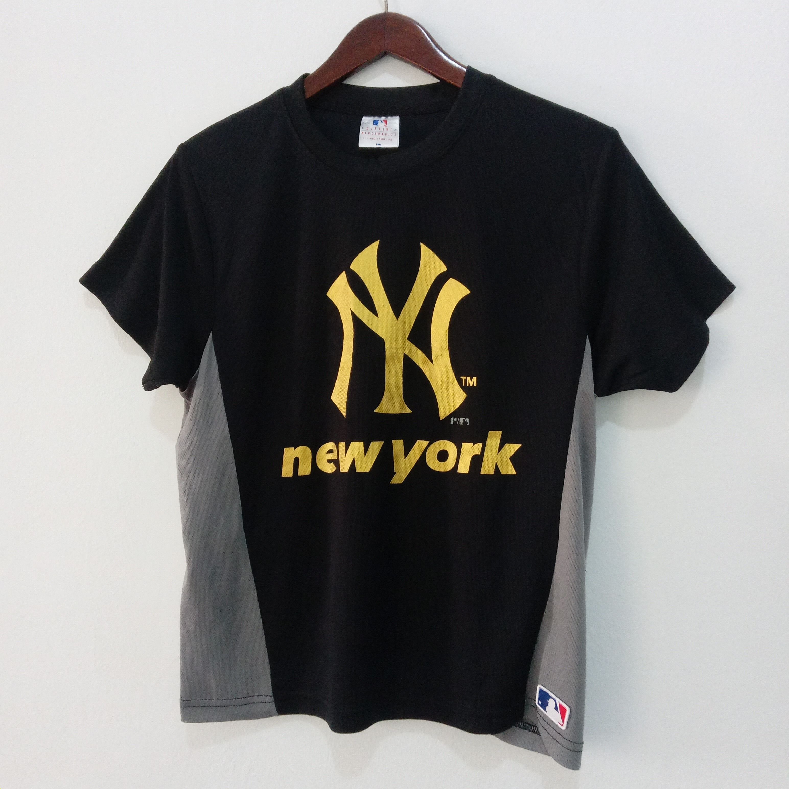 MLB × New York Yankees Jersey MLB new york yankees Size M / US 6-8 / IT 42-44 - 3 Thumbnail