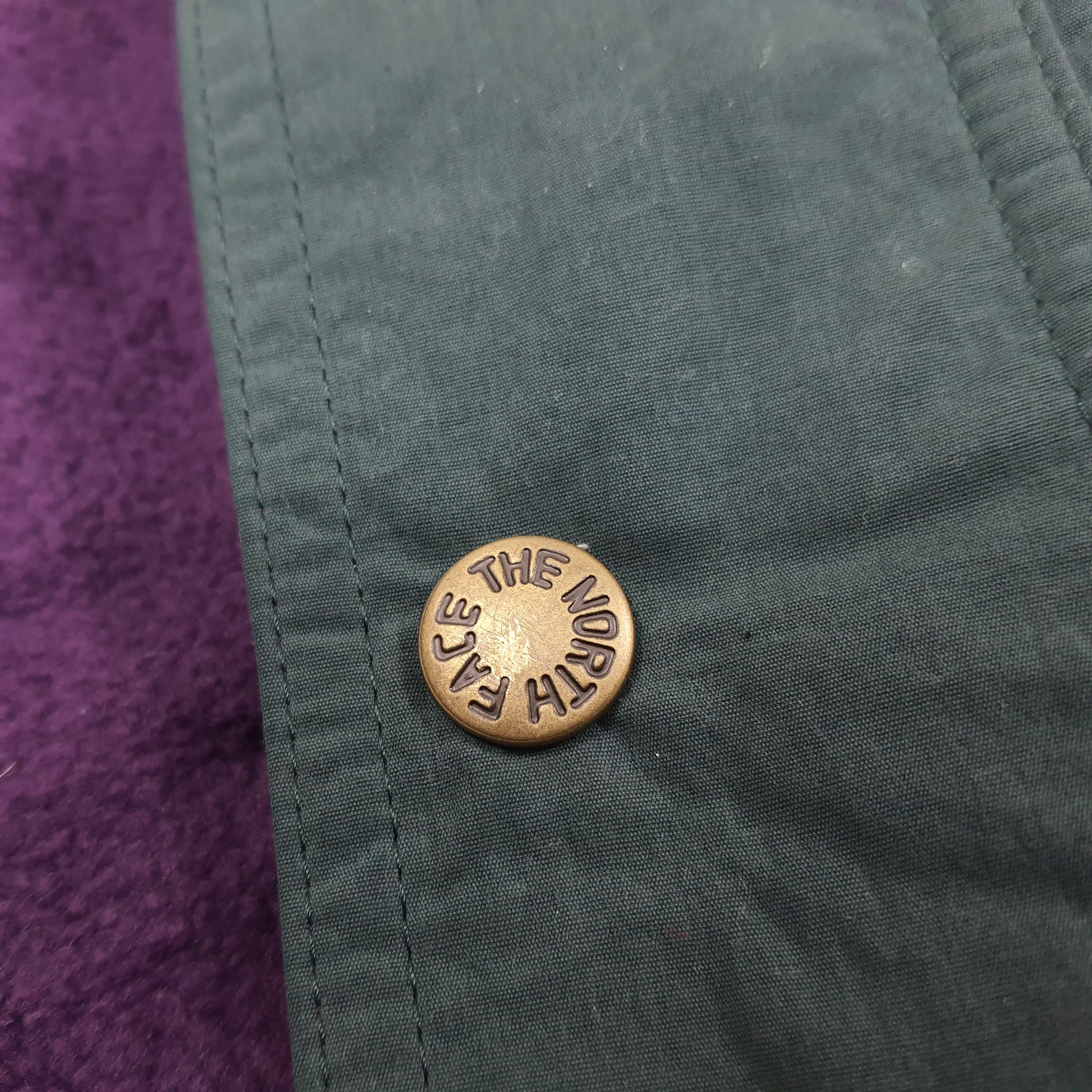 The North Face Vintage The North Face Armadilla Outdoor Jacket C251N15 Size US L / EU 52-54 / 3 - 6 Thumbnail