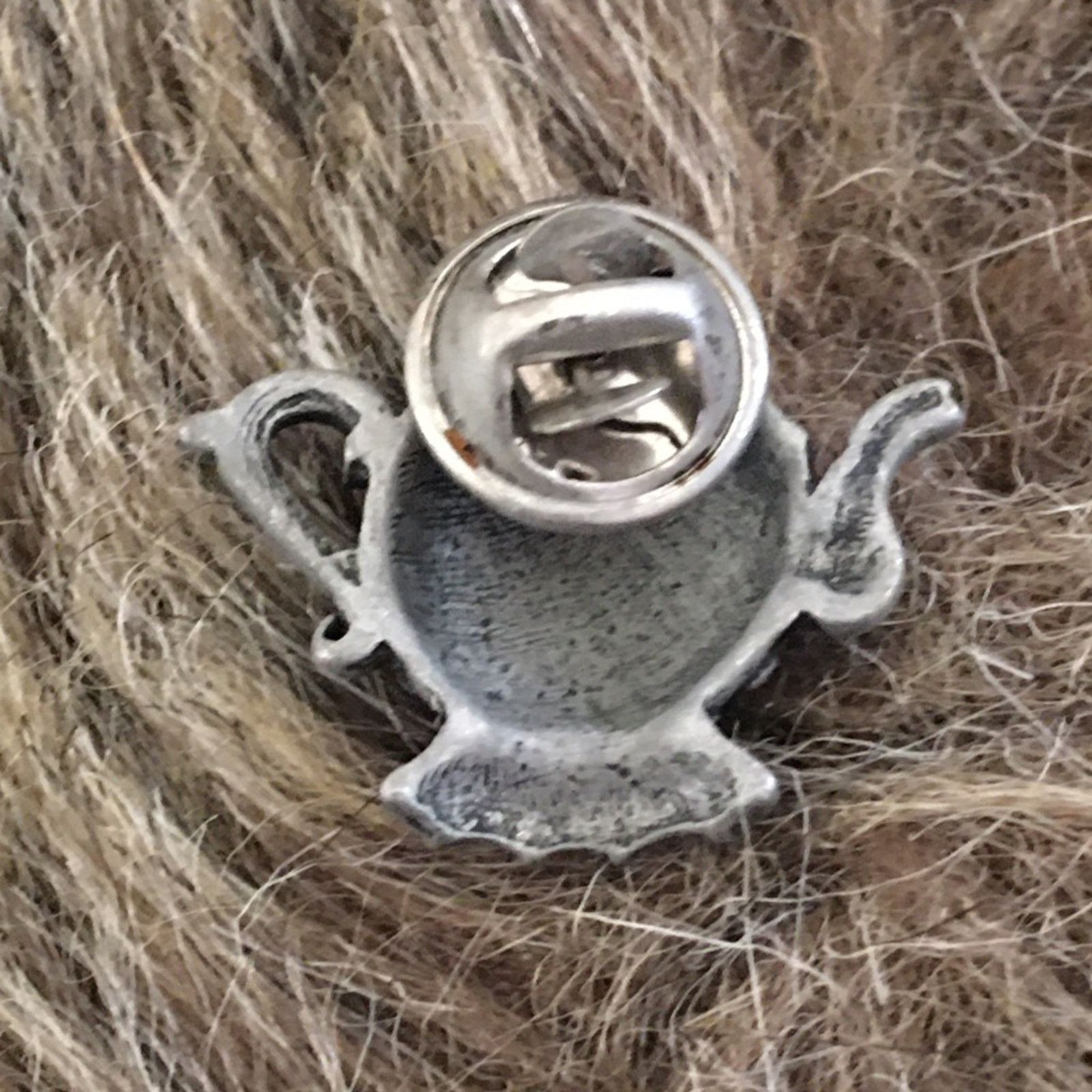 Vintage Vintage pewter tone “mother” tea kettle Tac pin Size ONE SIZE - 4 Thumbnail