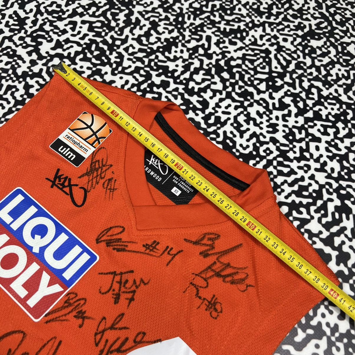 K1X Ratiopharm Ulm Per Gunther Signed Team Basketball Jersey Size US XS / EU 42 / 0 - 20 Thumbnail