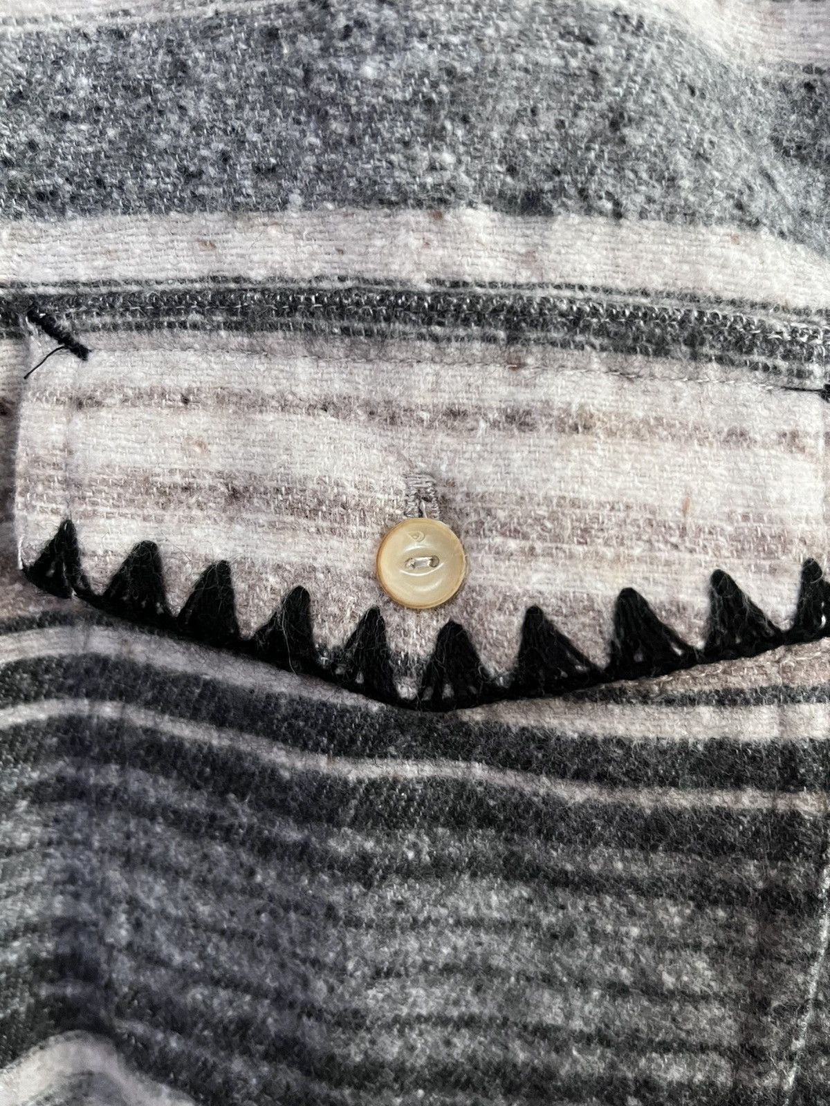 Quiksilver Mountain & wave embroidery striped #D2 Size US M / EU 48-50 / 2 - 6 Thumbnail