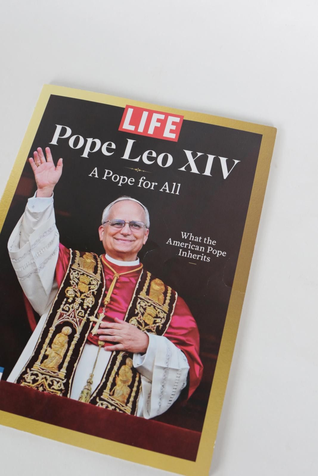 Chalk Line 2025' LIFE Pope Leo XIV: A Pope For All Magazine Size ONE SIZE - 4 Thumbnail