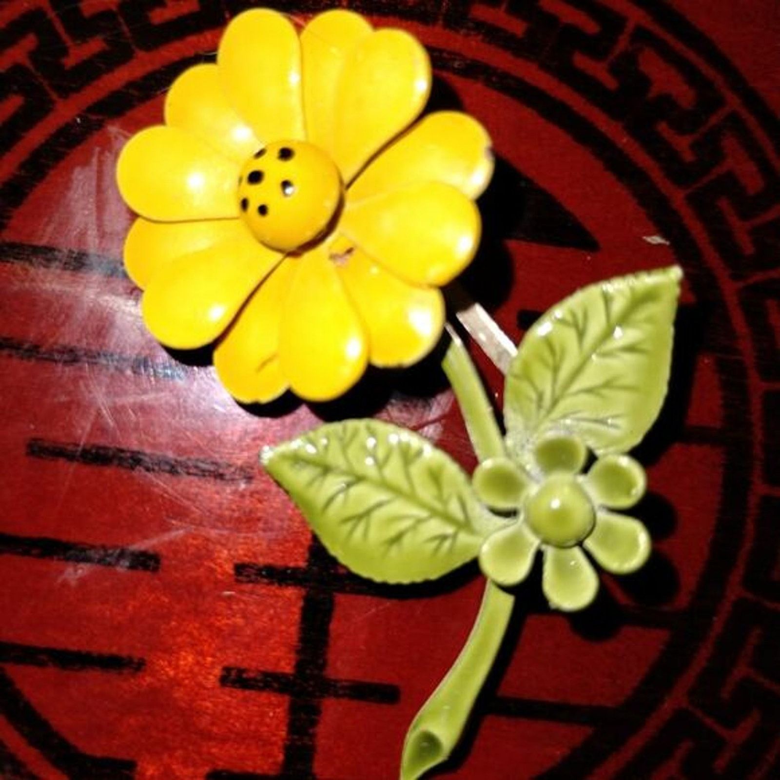 Vintage Vintage 60s sunflower enamel brooch pin Size ONE SIZE - 1 Thumbnail