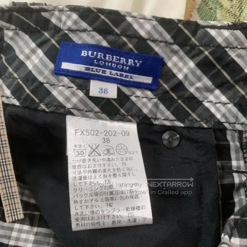 Burberry Burberry Black Cotton Check Mini Skirt. Size 28" / US 6 / IT 42 - 4 Thumbnail