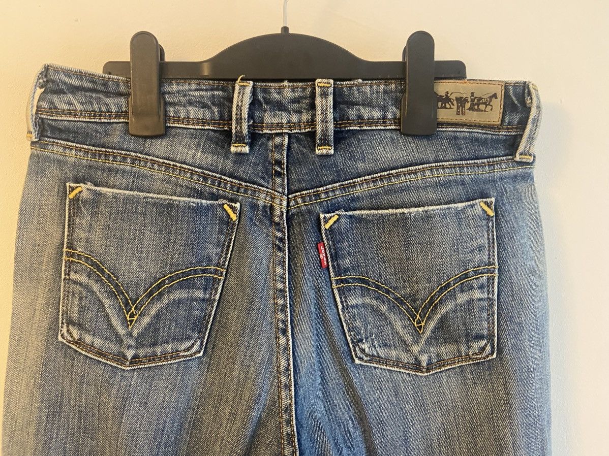 Levi's Rare Levi’s 672 Straight Fit – 90s Y2K Light Wash Denim Size US 26 / EU 42 - 2 Thumbnail