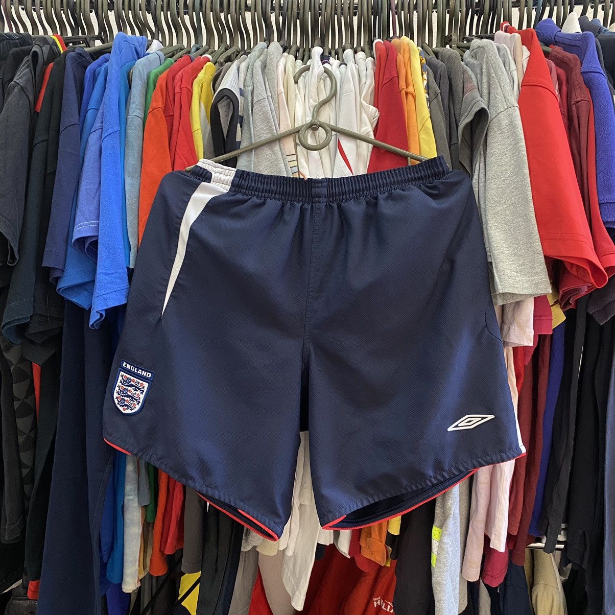 Umbro × Vintage Vintage Umbro England National team 2000’s shorts Size US 30 / EU 46 - 1 Thumbnail
