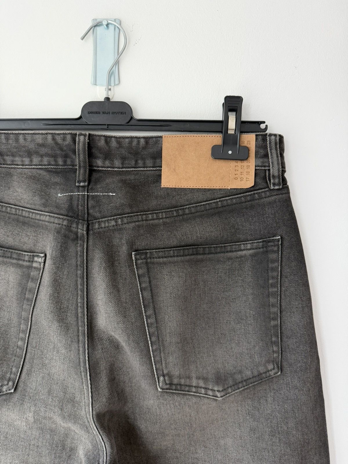 Maison Margiela Maison Margiela Black Raw Edge Denim Size US 32 / EU 48 - 5 Thumbnail