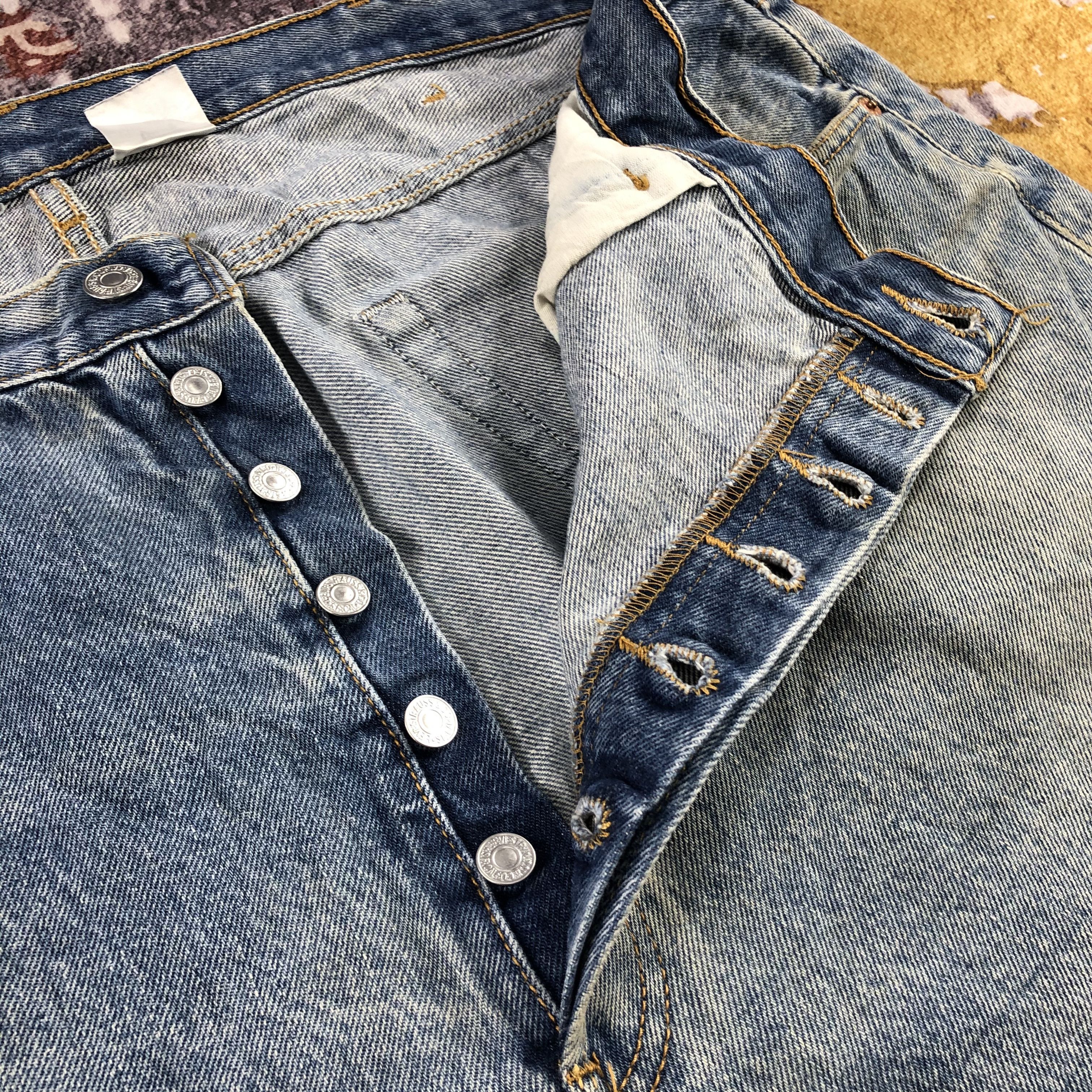 Levi's Vintage Blue Wash Levis 501 Jeans-JM3132 Size US 41 - 10 Thumbnail