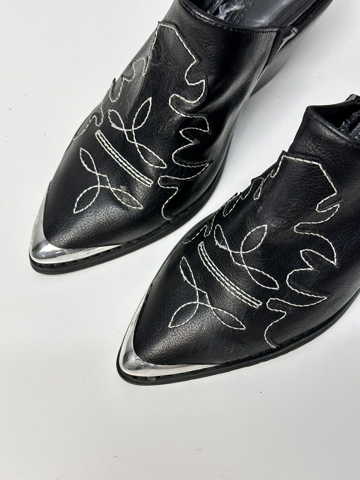 14th Addiction Vintage ASOS Black Sandals Western Mules silver Y2K AS 98 Size US 7 / IT 37 - 6 Thumbnail