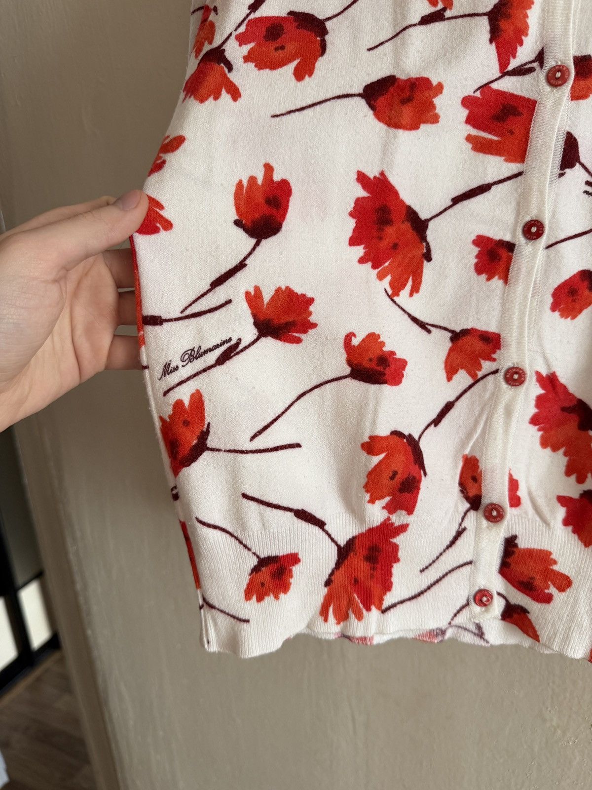 Blumarine Vintage Miss Blumarine Red Floral Cardigan White Knit Size L / US 10 / IT 46 - 10 Thumbnail