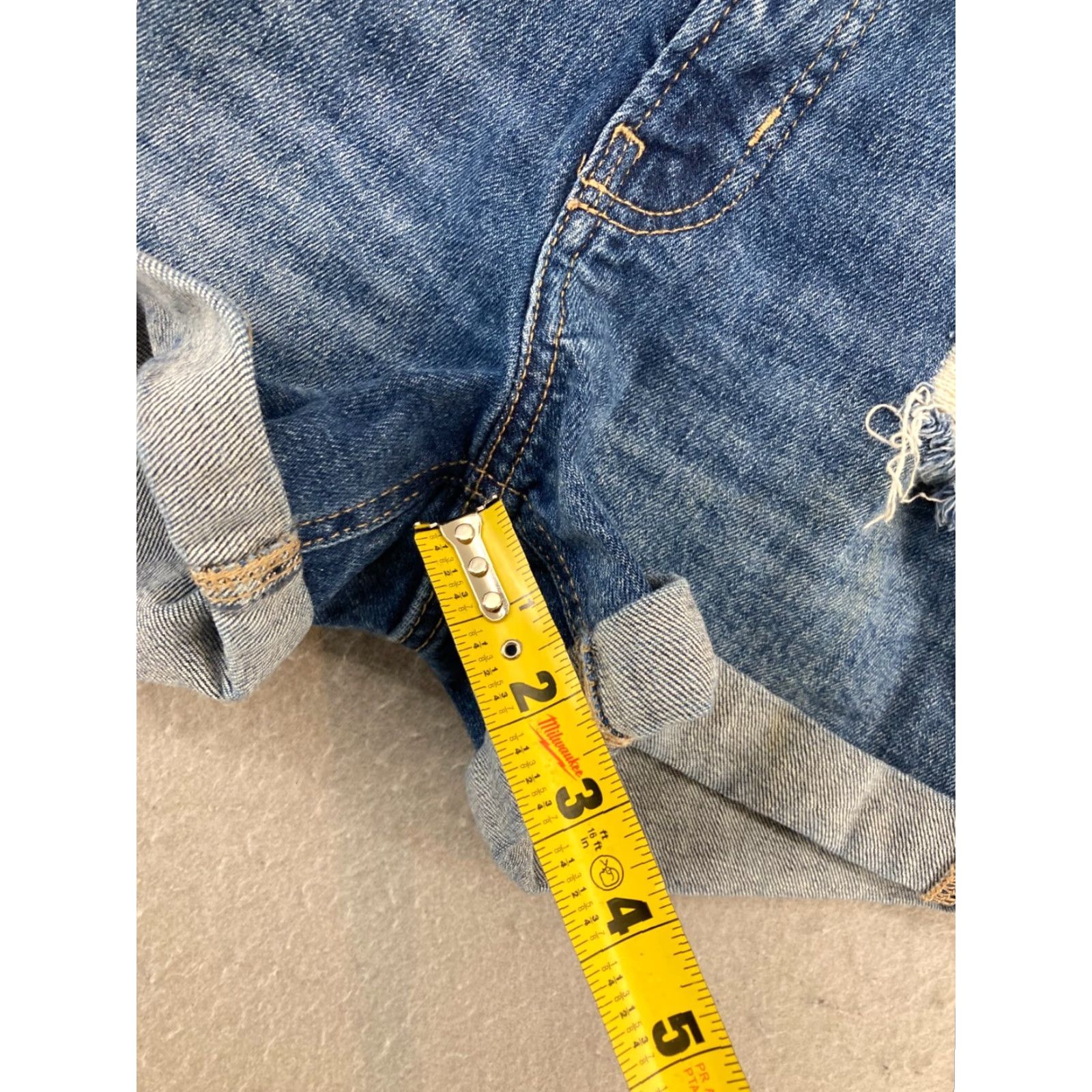 Old Navy Old Navy Women's Denim Shorts 6 Mid Rise Cuffed Distressed Blue 5-Pocket Casual Beach Walking Size 28" / US 6 / IT 42 - 5 Thumbnail