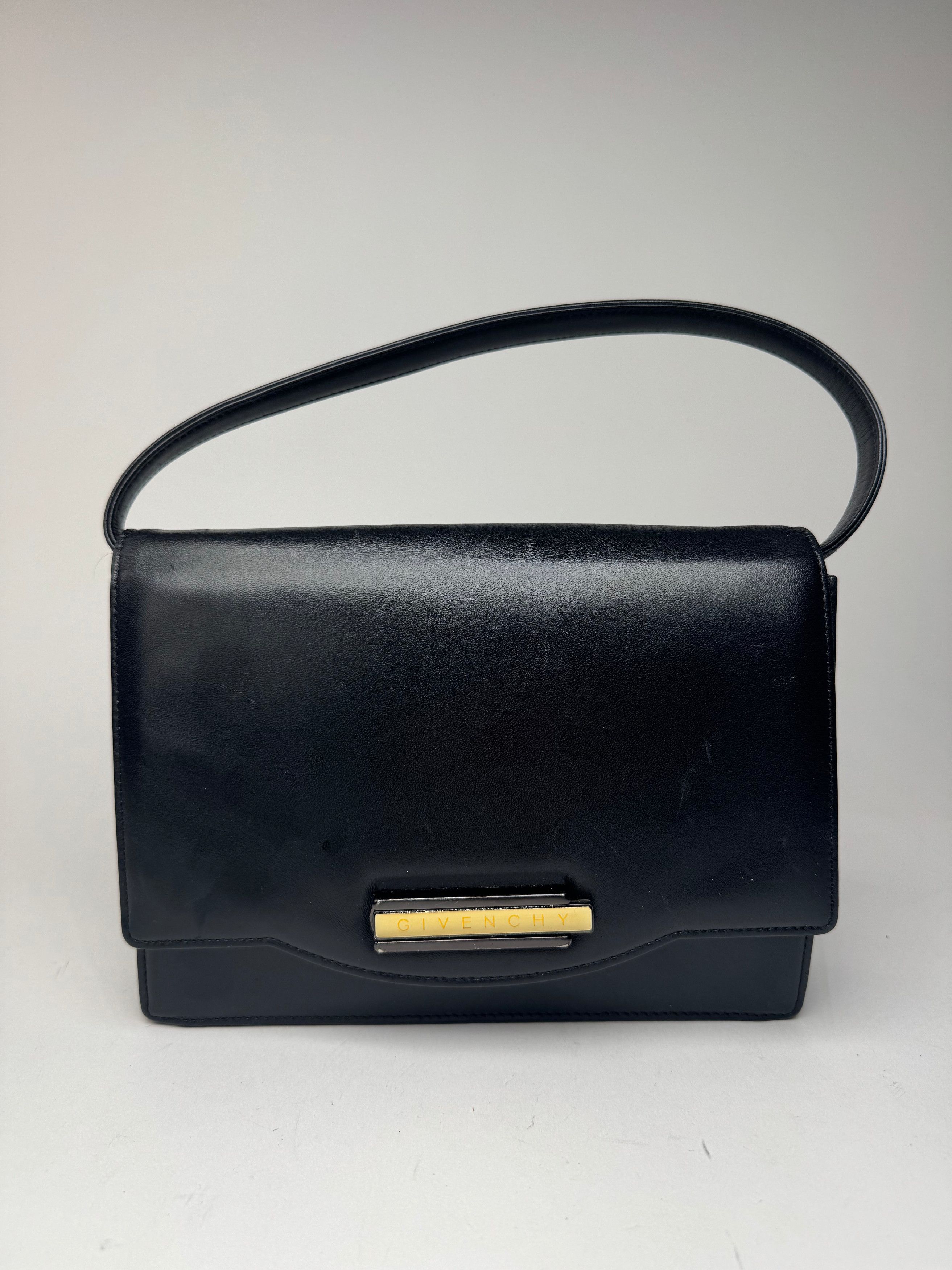Givenchy Vintage Leather Bag Black Size ONE SIZE - 1 Thumbnail