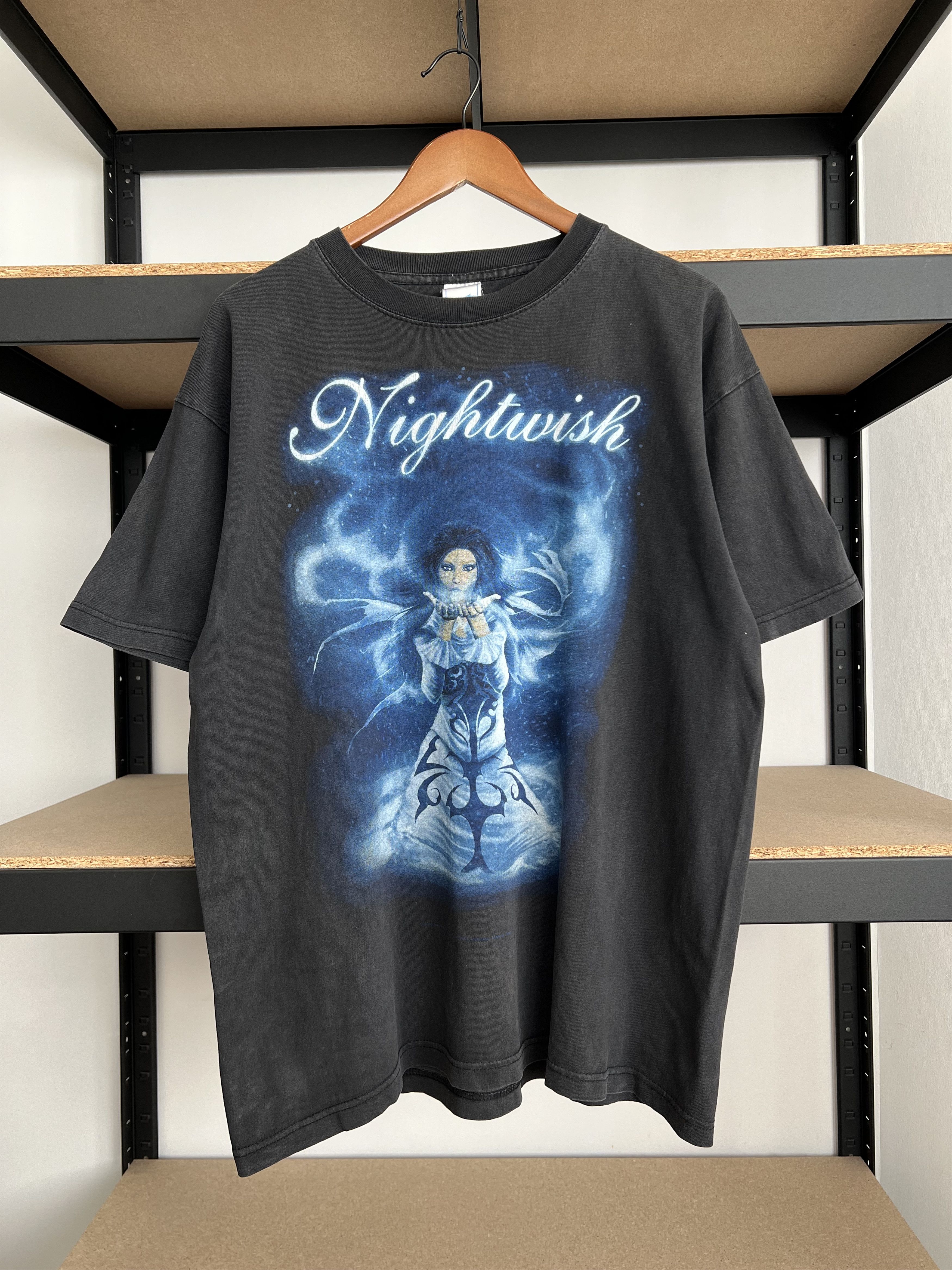 Band Tees Vintage 2005 Nightwish Farewell Metal Band Black T-shirt Size US XL / EU 56 / 4 - 1 Thumbnail