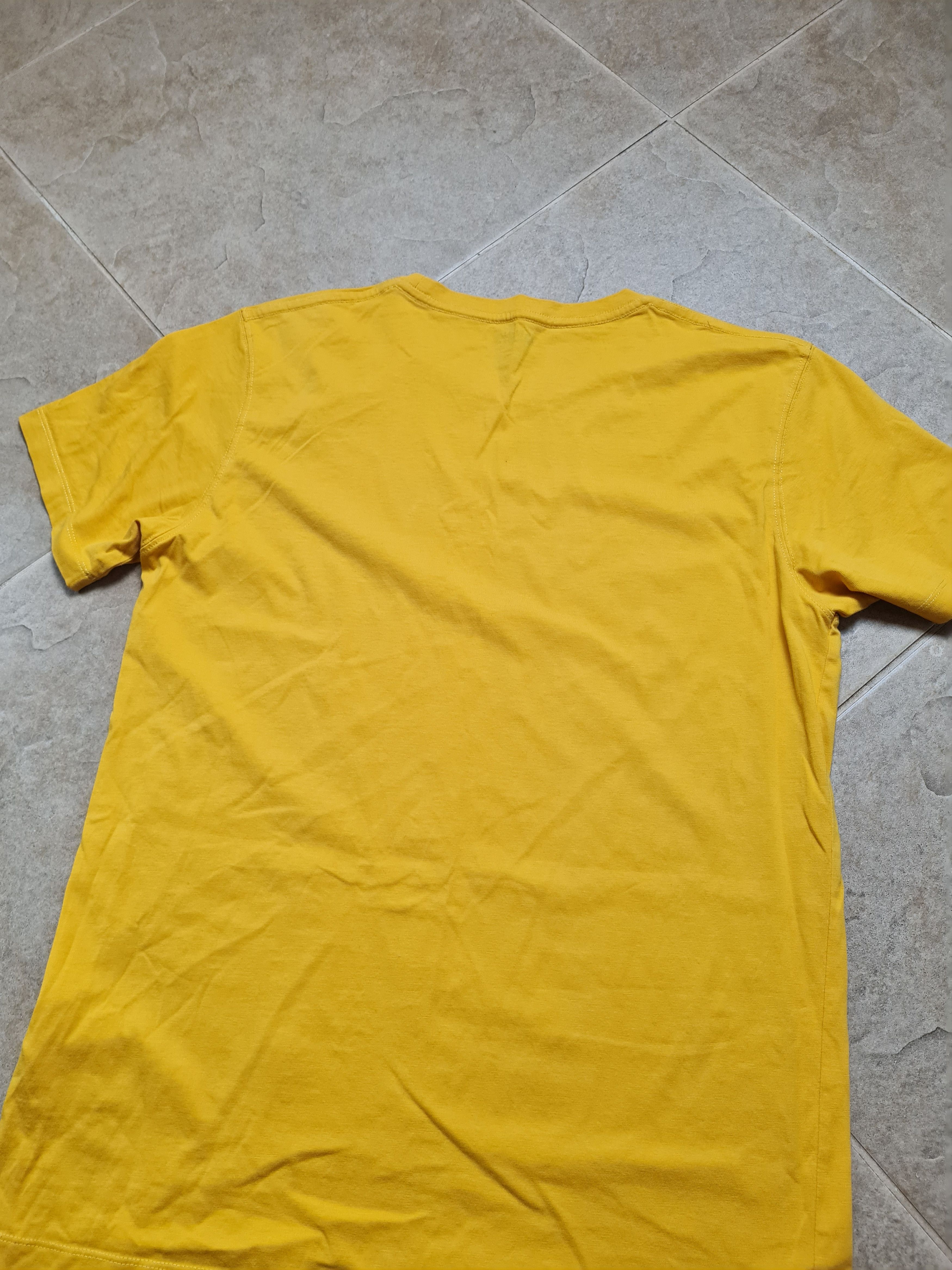 Fjallraven T-Shirt Fjallraven Yellow Mountain Logo Top Vintage Shirt Size US M / EU 48-50 / 2 - 13 Thumbnail