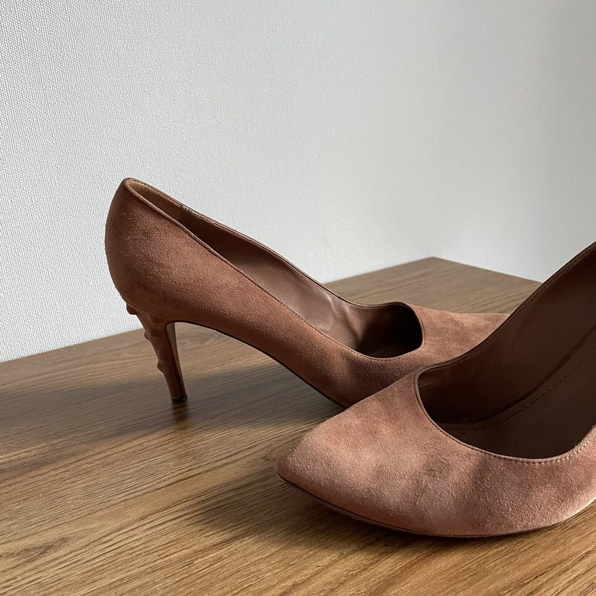 Yves Saint Laurent Luxury Yves Saint Laurent Heels Women’s Shoes Old Money 00s Size US 9 / IT 39 - 4 Thumbnail