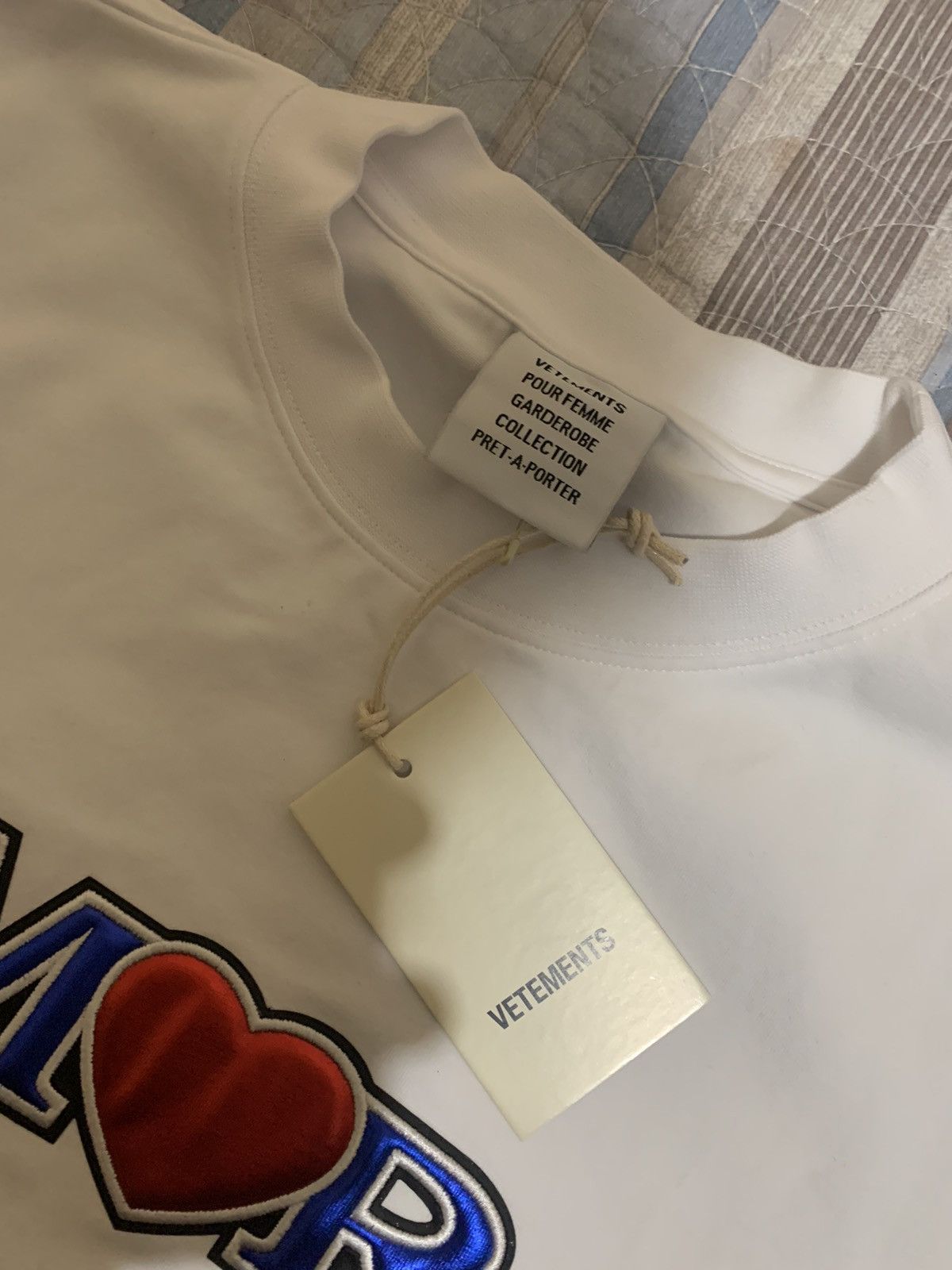 Vetements Vetements Amor Fitted T-Shirt Size US L / EU 52-54 / 3 - 6 Thumbnail