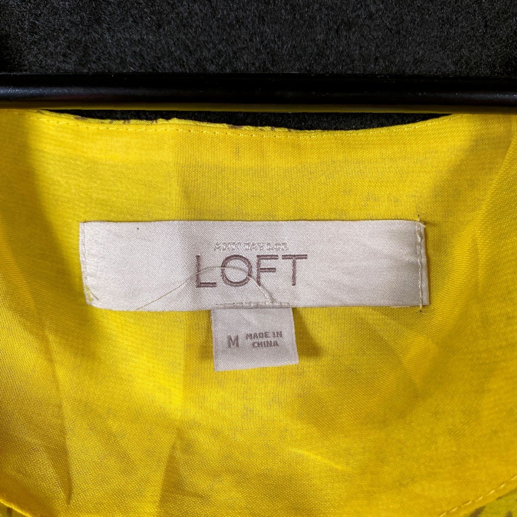 Loft LOFT Ann Taylor Womens Blouse Yellow Sleeveless Tank Round Neck M Shirt Casual Boho 90s? Size M / US 6-8 / IT 42-44 - 4 Thumbnail