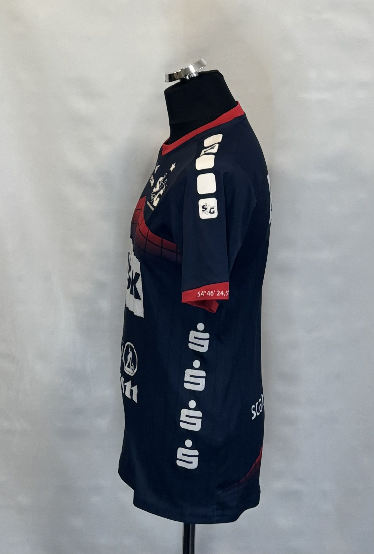 Erima SG Flensburg-Handewitt 2021/2022 Erima Handball Jersey Size US M / EU 48-50 / 2 - 3 Thumbnail
