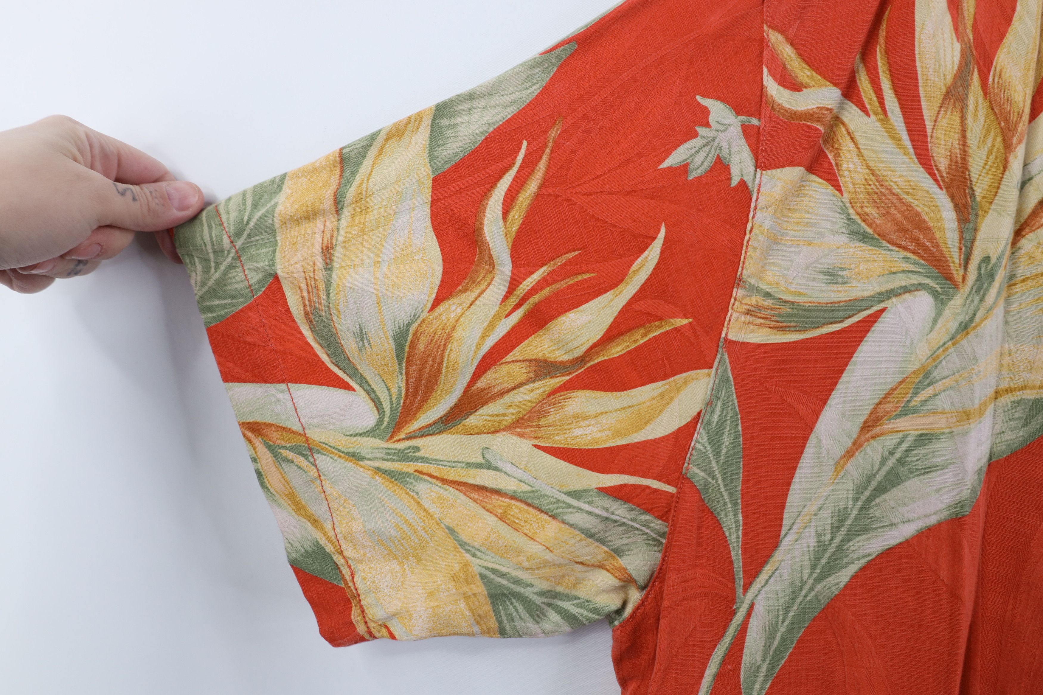 Tommy Bahama Vintage Y2K Tommy Bahama Looped Collar Button Shirt Luau Size US L / EU 52-54 / 3 - 11 Thumbnail