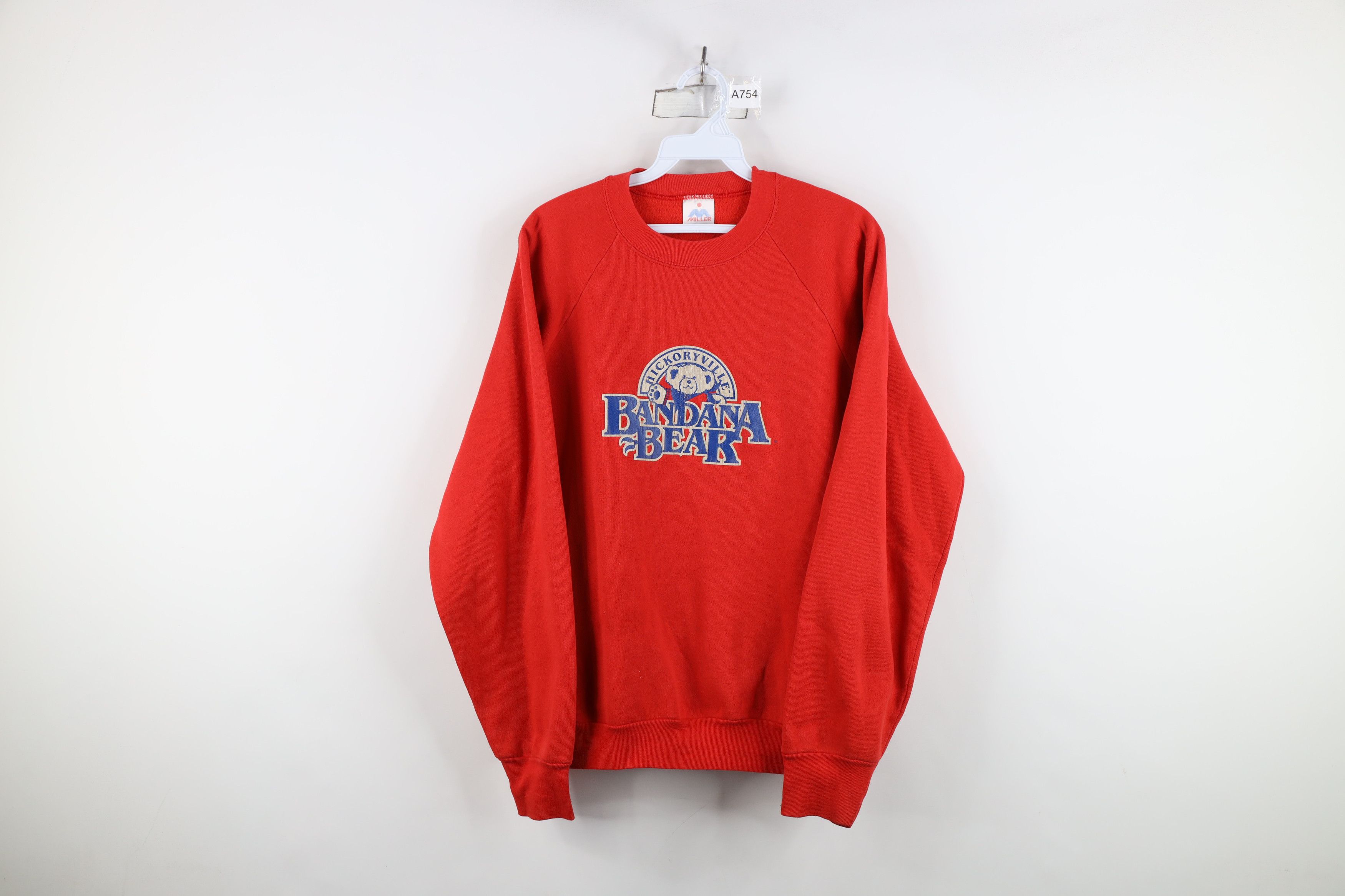 Vintage Vintage 80s 90s Hickoryville Bandana Bear Sweatshirt USA Size L / US 10 / IT 46 - 1 Thumbnail