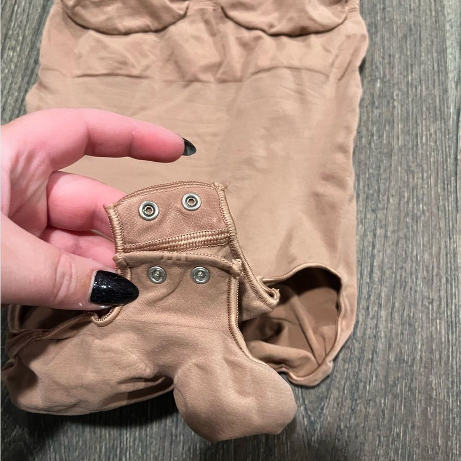 SKIMS NWOT Skims Seamless Sculpt Brief Bodysuit Nude L/XL Size ONE SIZE - 2 Thumbnail