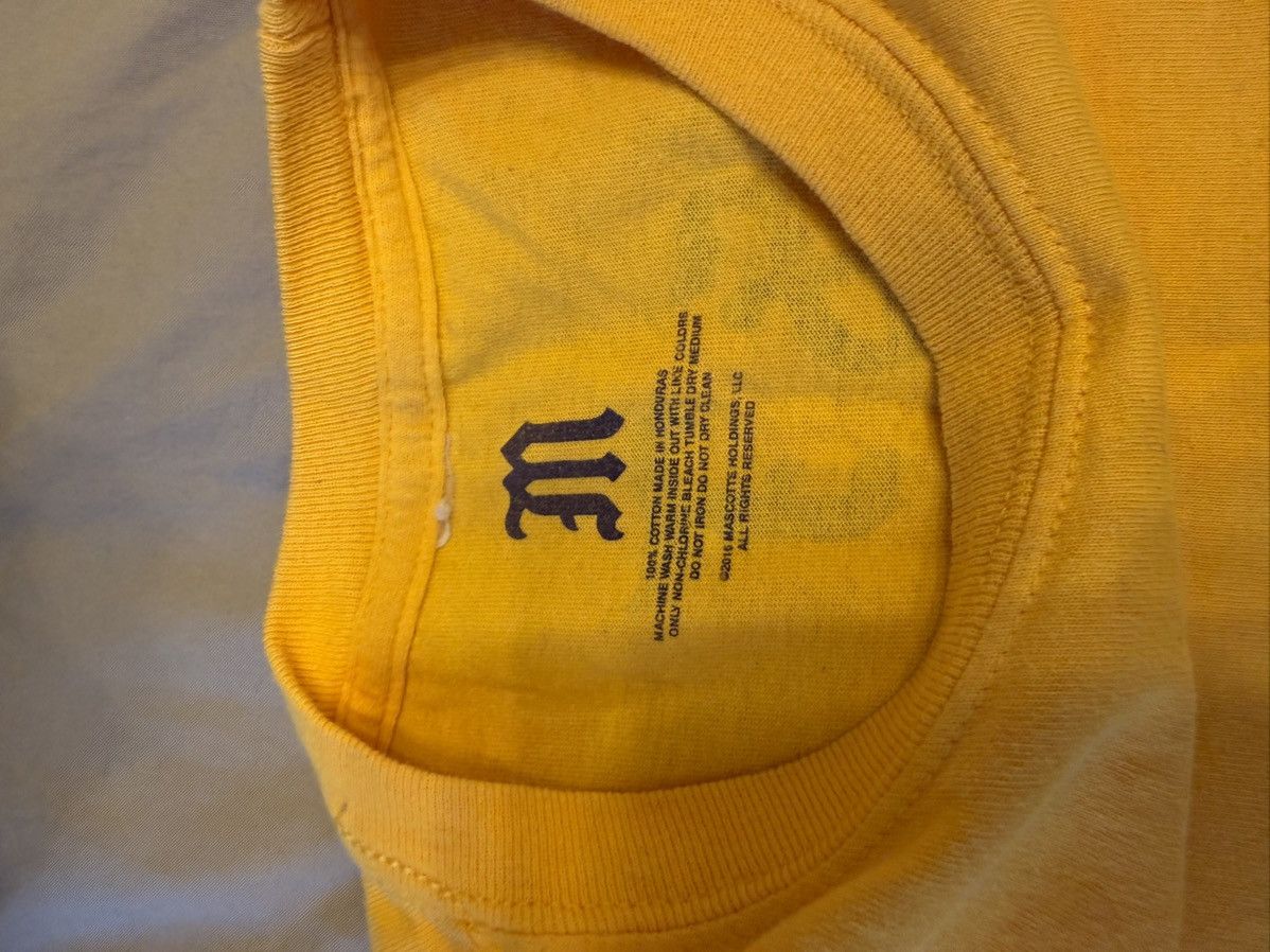 Yeezy Yeezy Long Sleeve “I Feel Like Kobe” Size US M / EU 48-50 / 2 - 3 Thumbnail