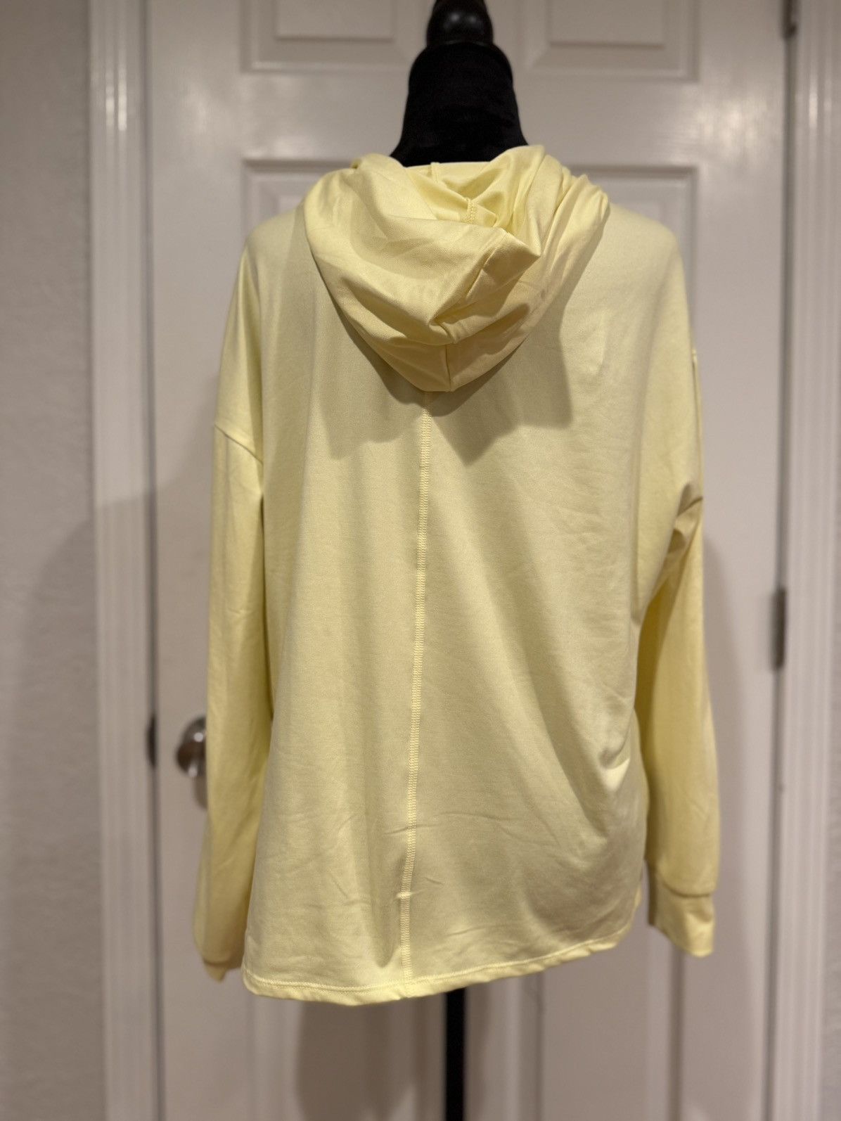 Athleta Athleta Women’s Yellow Jersey Hoodie Size Medium Size M / US 6-8 / IT 42-44 - 6 Thumbnail