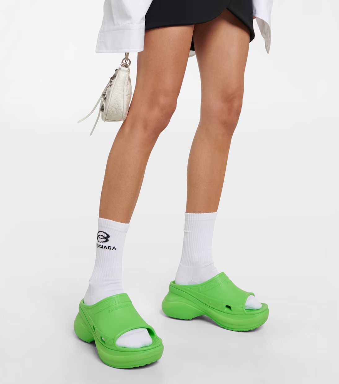 Balenciaga × Crocs o1la1rc1a0824 Pool Crocs Slide Sandals in Green Size US 5.5 / IT 35.5 - 5 Thumbnail