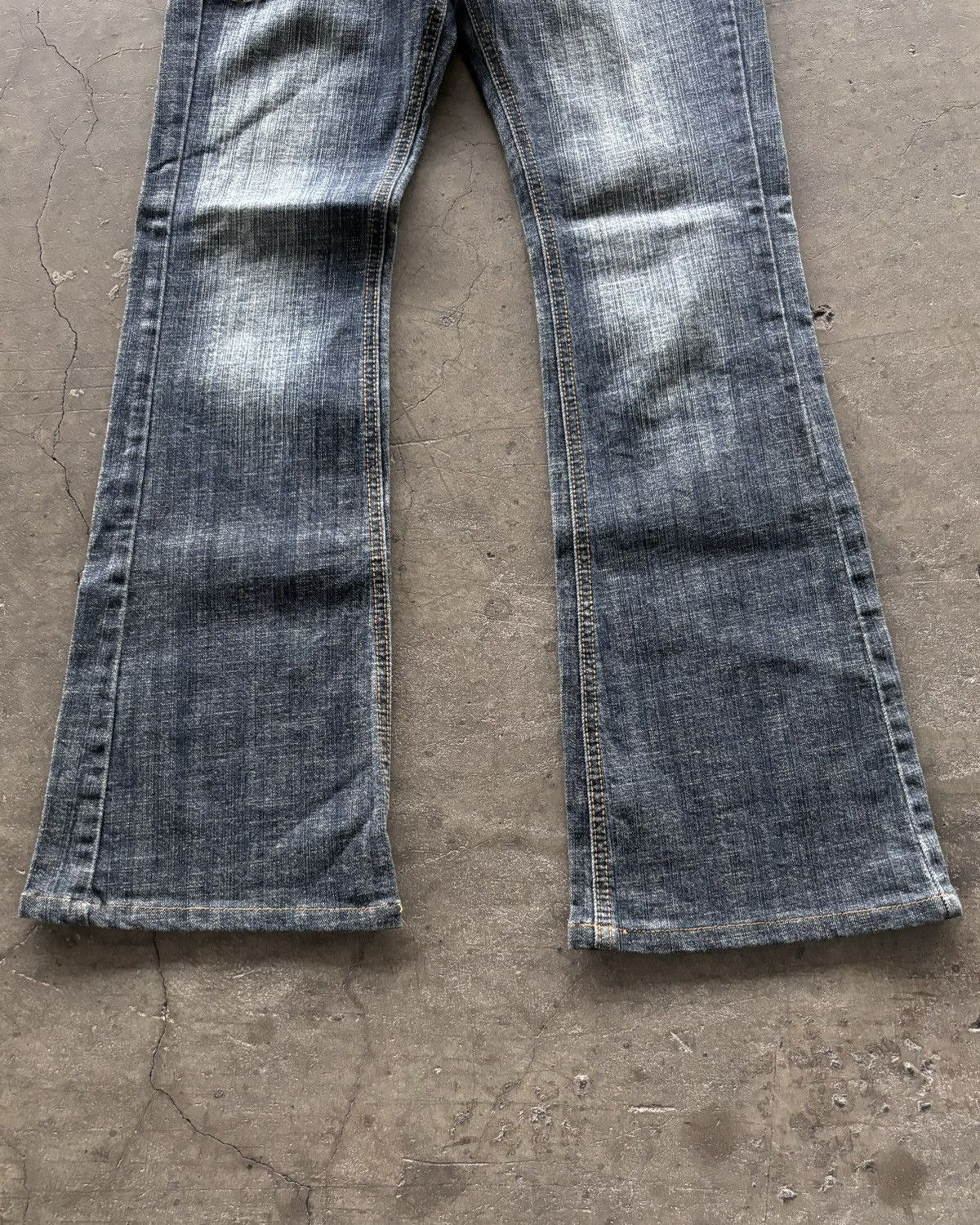 14th Addiction 2000s oo-la-la sasson mud wash flared denim jeans Size US 26 / EU 42 - 3 Thumbnail