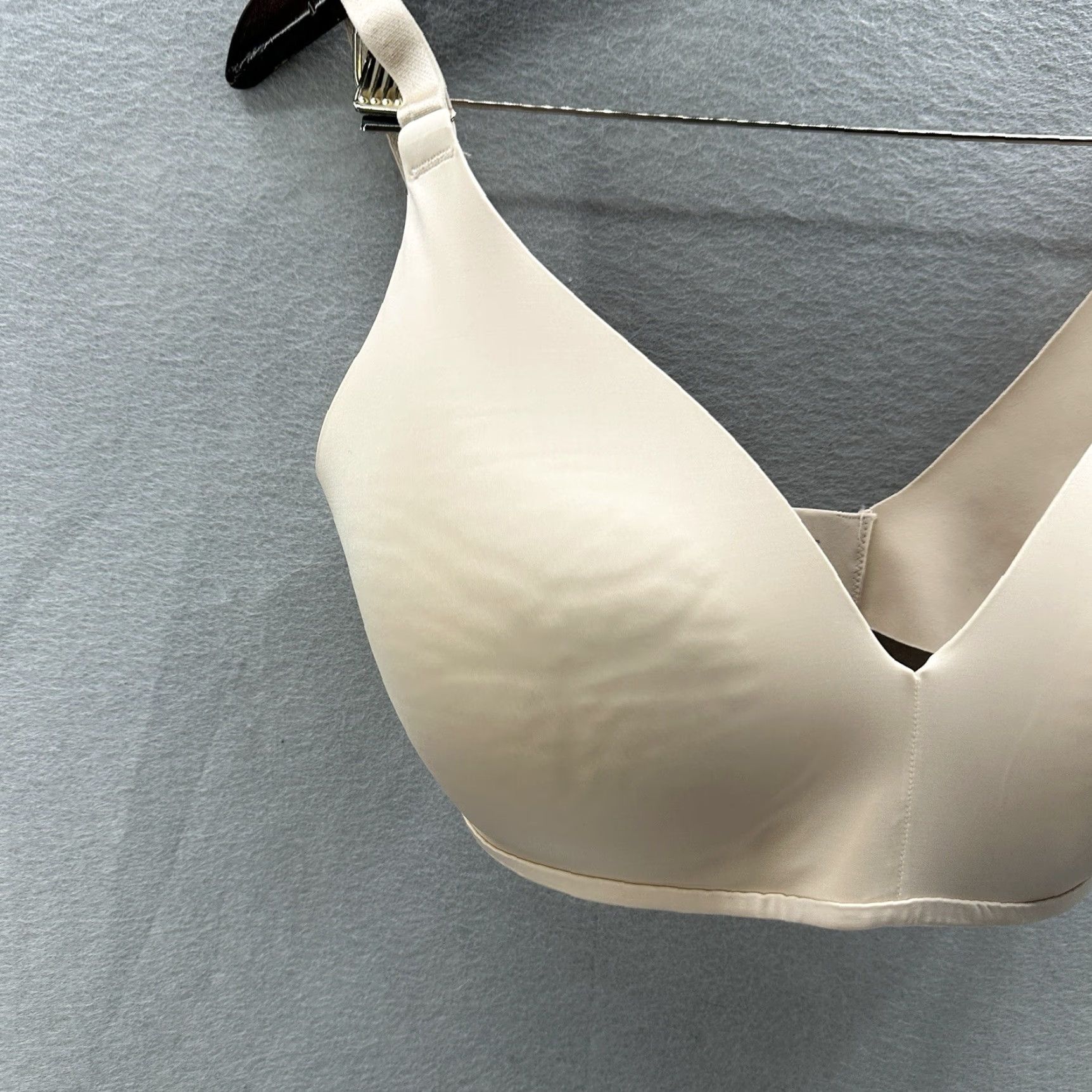 Vintage Soma Vanishing 360 Wireless T-Shirt Bra Women’s 34DDD Beige Seamless Adjustable Underwire No Nipple Cover Size ONE SIZE - 3 Thumbnail