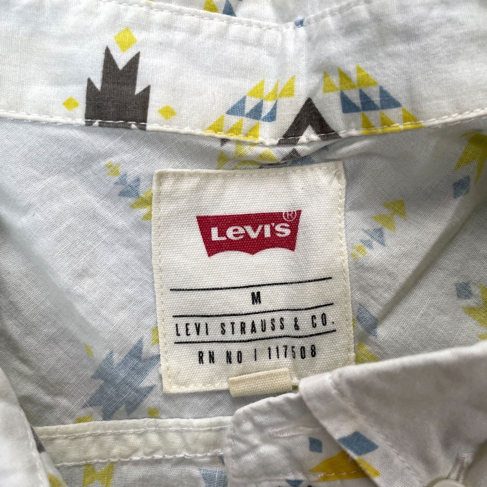Levi's Levi's Shirt Mens Medium Beige Geometric Cotton Woven Button-Down Beach Size US M / EU 48-50 / 2 - 3 Thumbnail