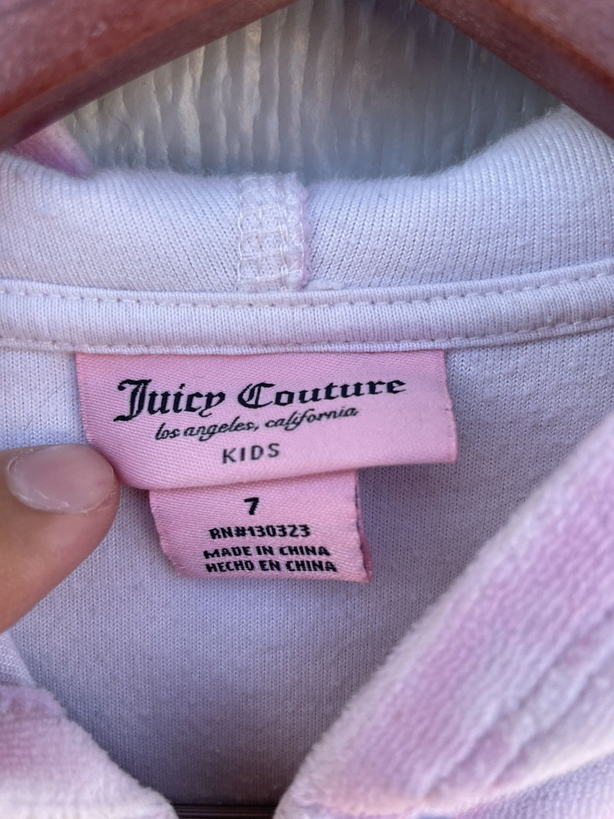 Juicy Couture Juicy Couture Kids Toddler Pink Velour Zip Up Hoodie Size 7 Size XXS / US 00 / IT 34 - 5 Thumbnail