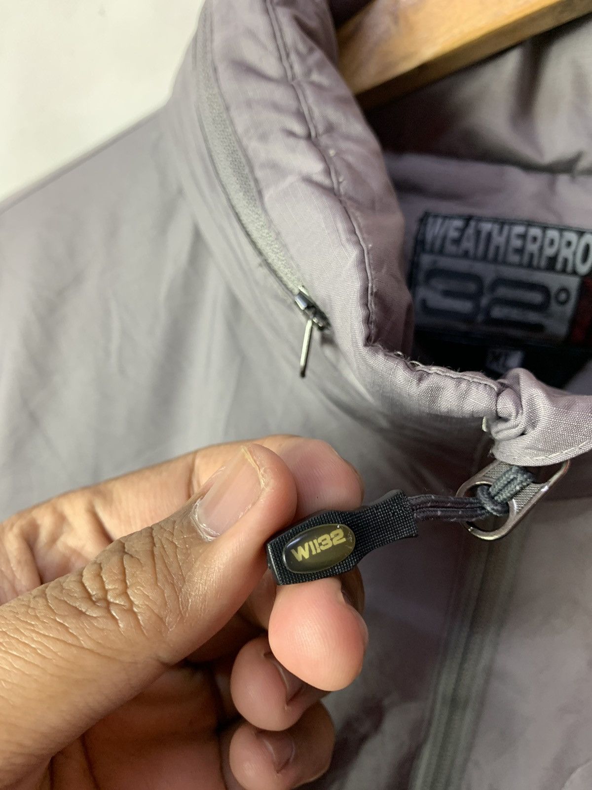 Japanese Brand 🔥W1132 Weatherproof Cyclone Hoodie Zipper Jacket Size US XL / EU 56 / 4 - 4 Thumbnail
