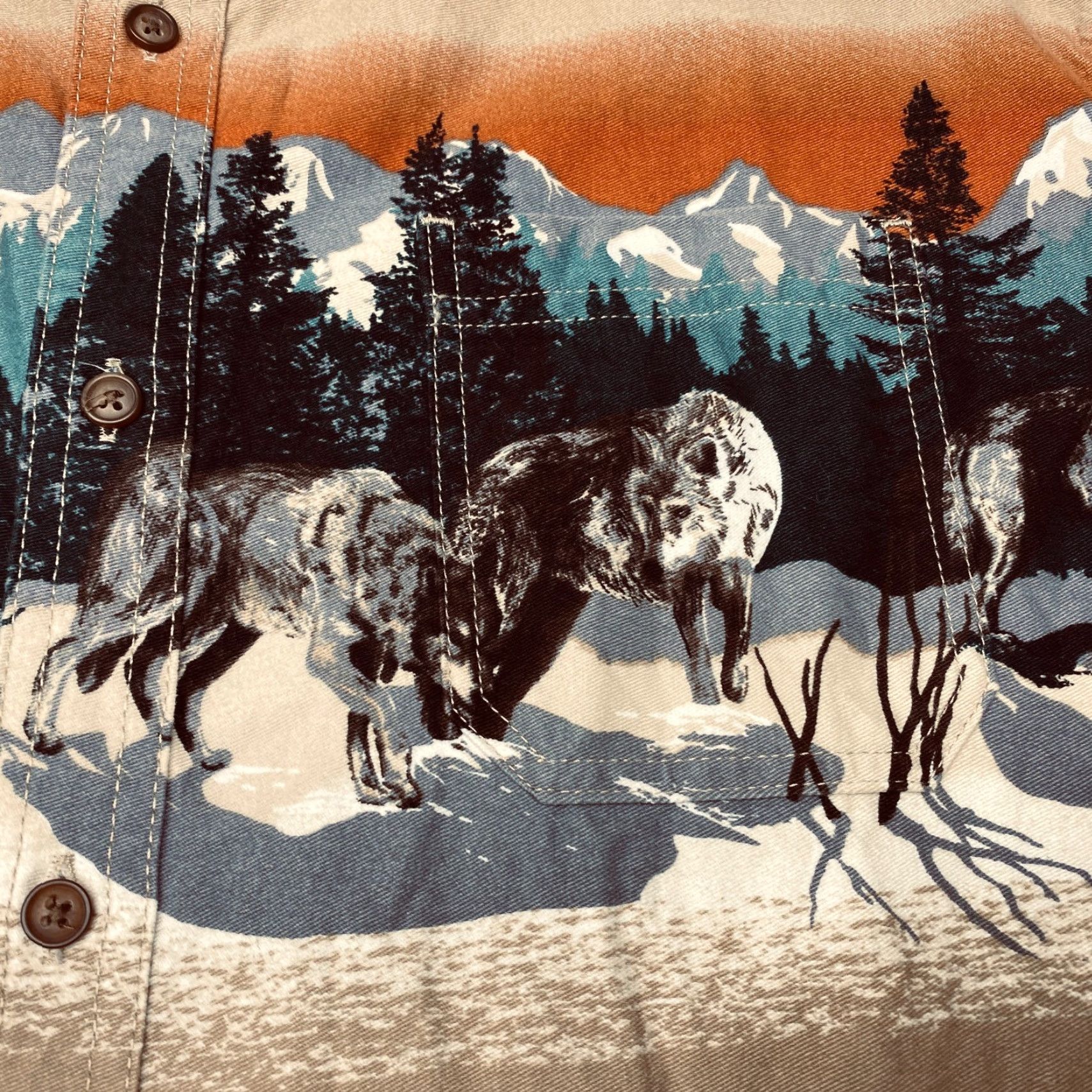 Croft & Barrow Croft Barrow Shirt Mens Large Wolf Pack Mountains Tan 100% Cotton Button-Up Casual Long Sleeve Size US L / EU 52-54 / 3 - 6 Thumbnail