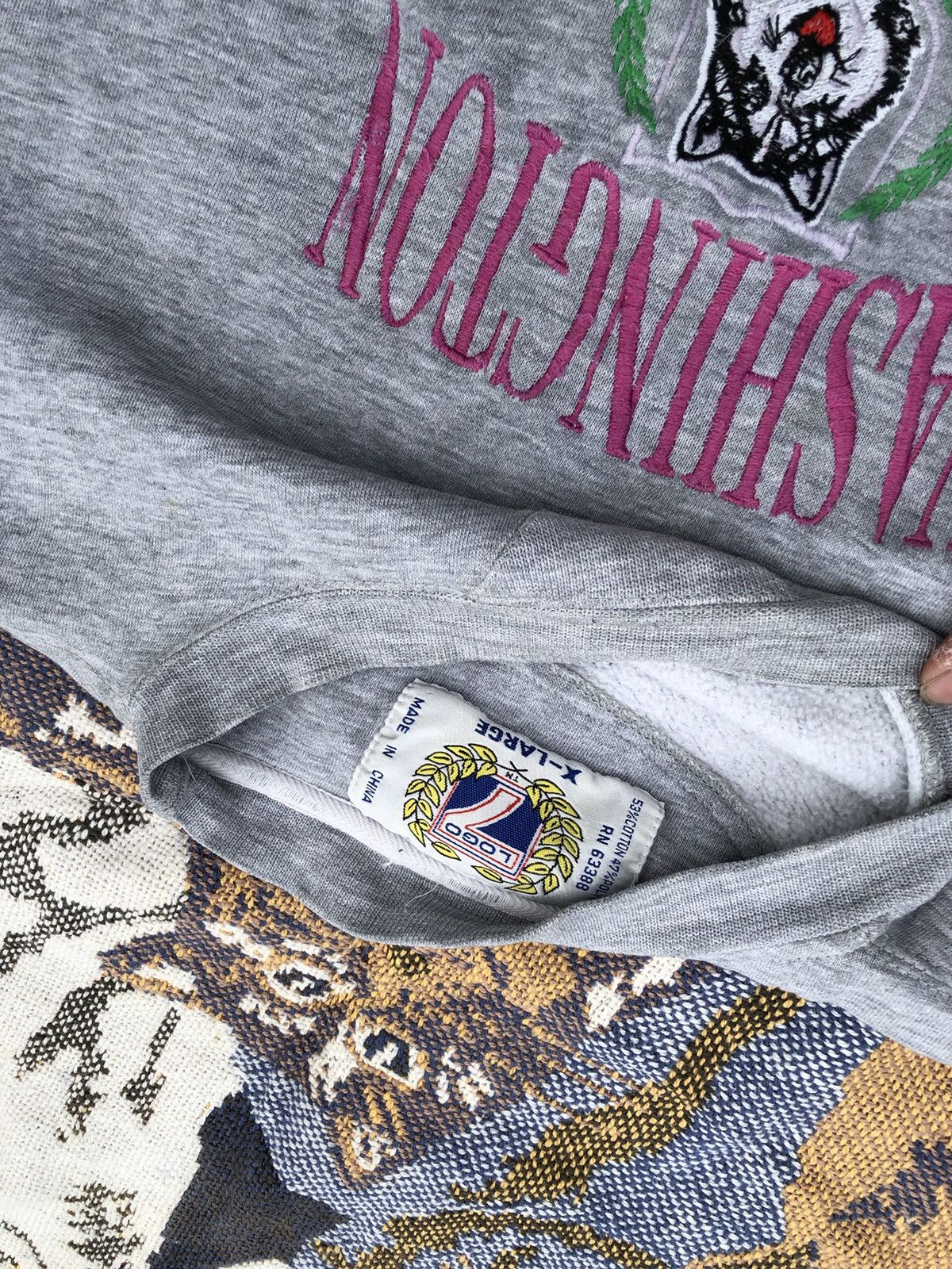 Logo 7 × Vintage Crazy Vintage 90s University Of Washington Huskies Rosebowl Size US XL / EU 56 / 4 - 3 Thumbnail