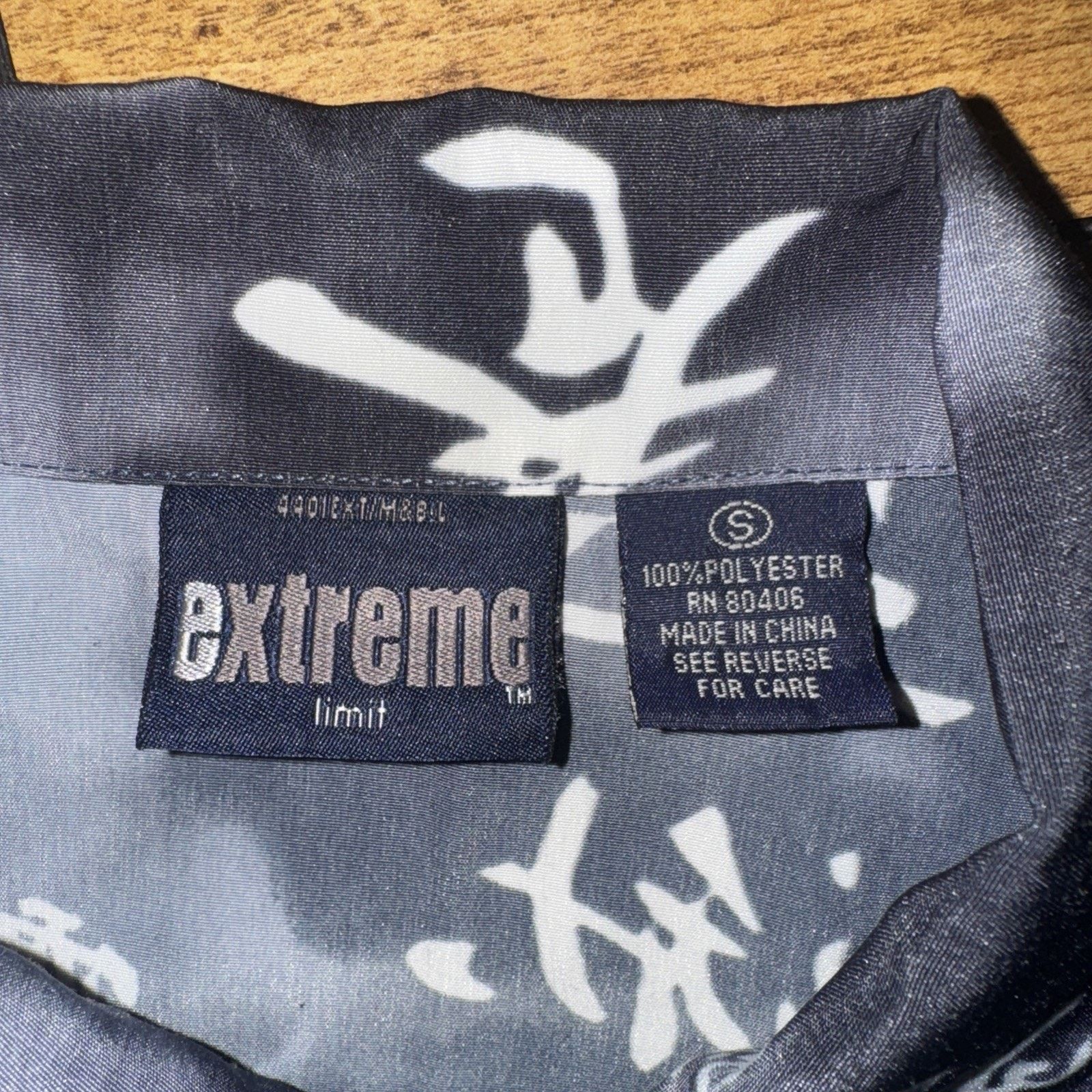 Vintage Extreme Limit Dragon Button Up Shirt Black Small 22x28 Size US XL / EU 56 / 4 - 3 Thumbnail