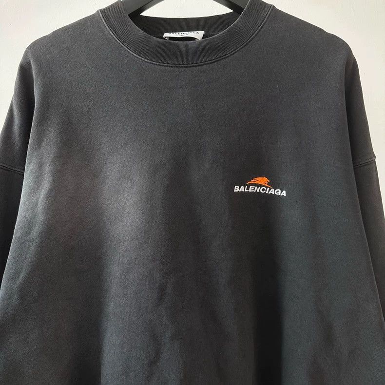 Balenciaga Balenciaga SS 22 Year of the Tiger Limited embroidered logo Size US M / EU 48-50 / 2 - 3 Thumbnail