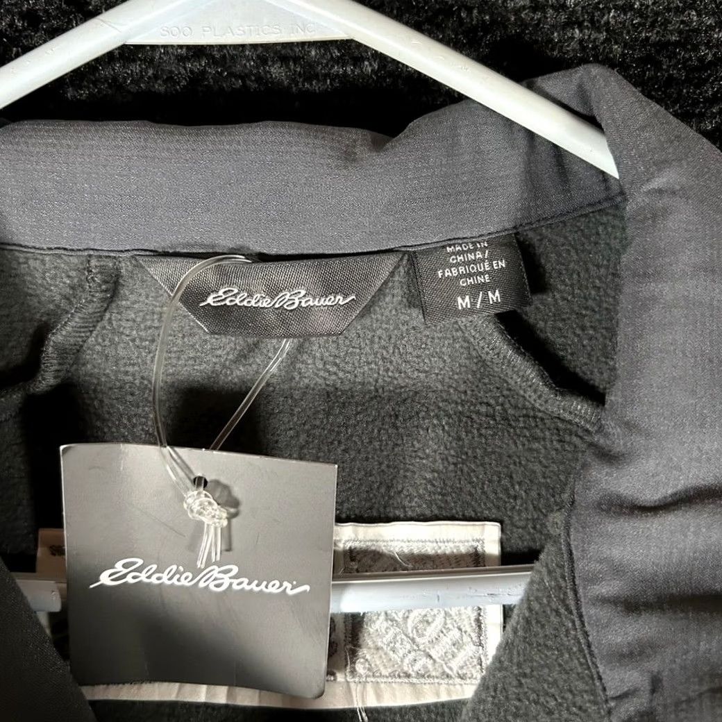 Eddie Bauer NWT Eddie Bauer Vest Soft Shell Gray M Mens Zip Full Zip Size US M / EU 48-50 / 2 - 3 Thumbnail